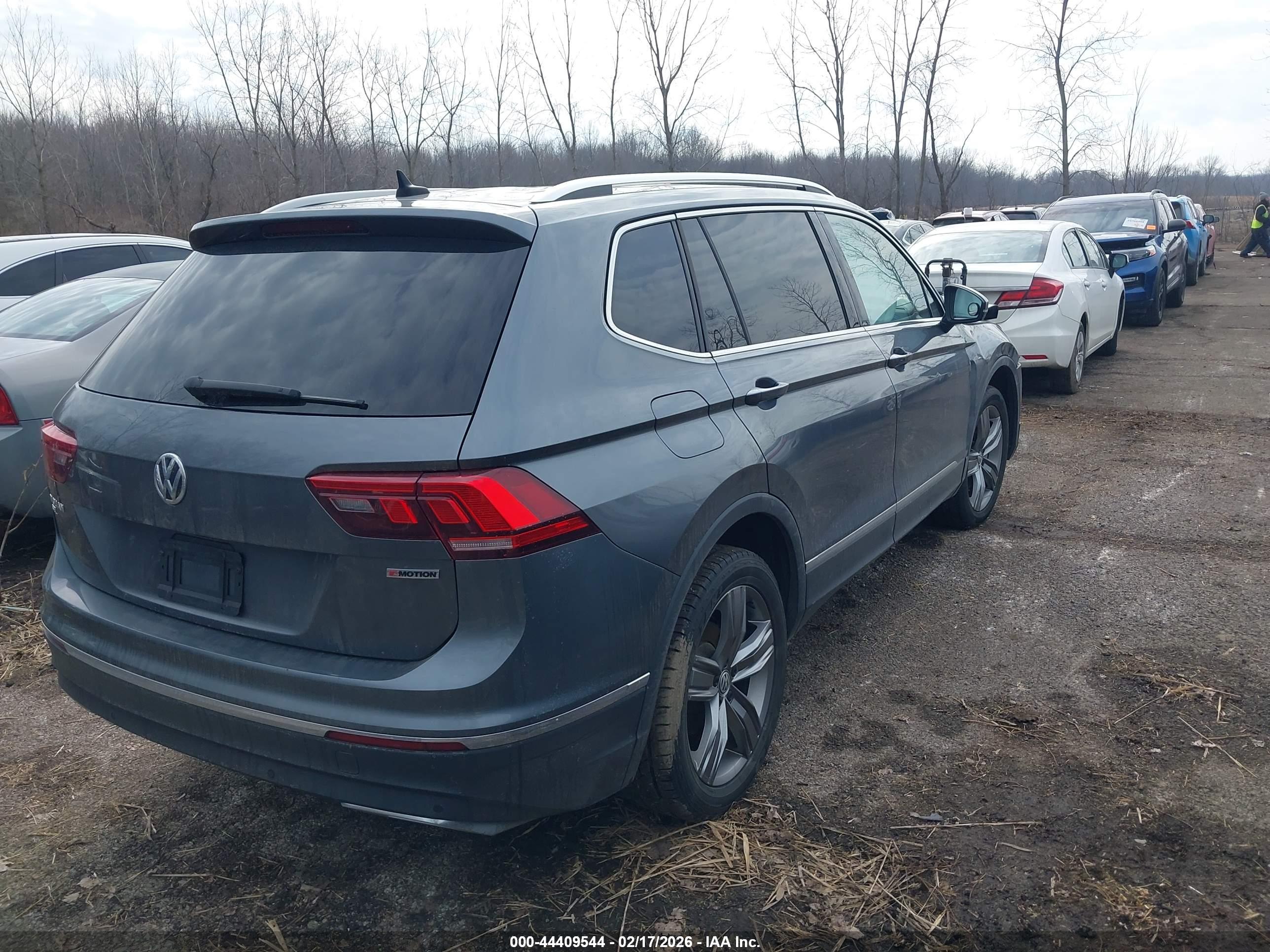 VOLKSWAGEN TIGUAN image 4