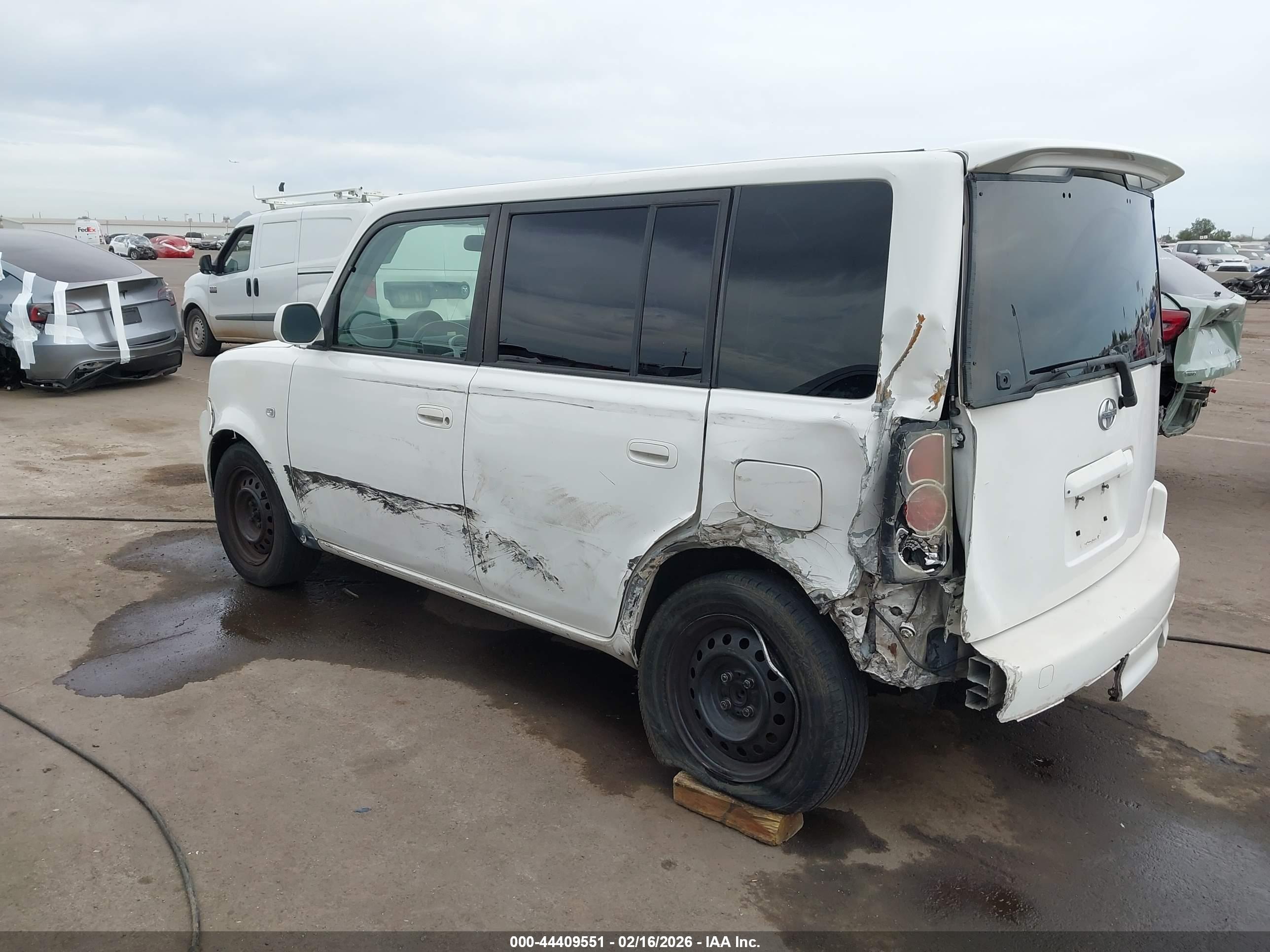 SCION XB image 6