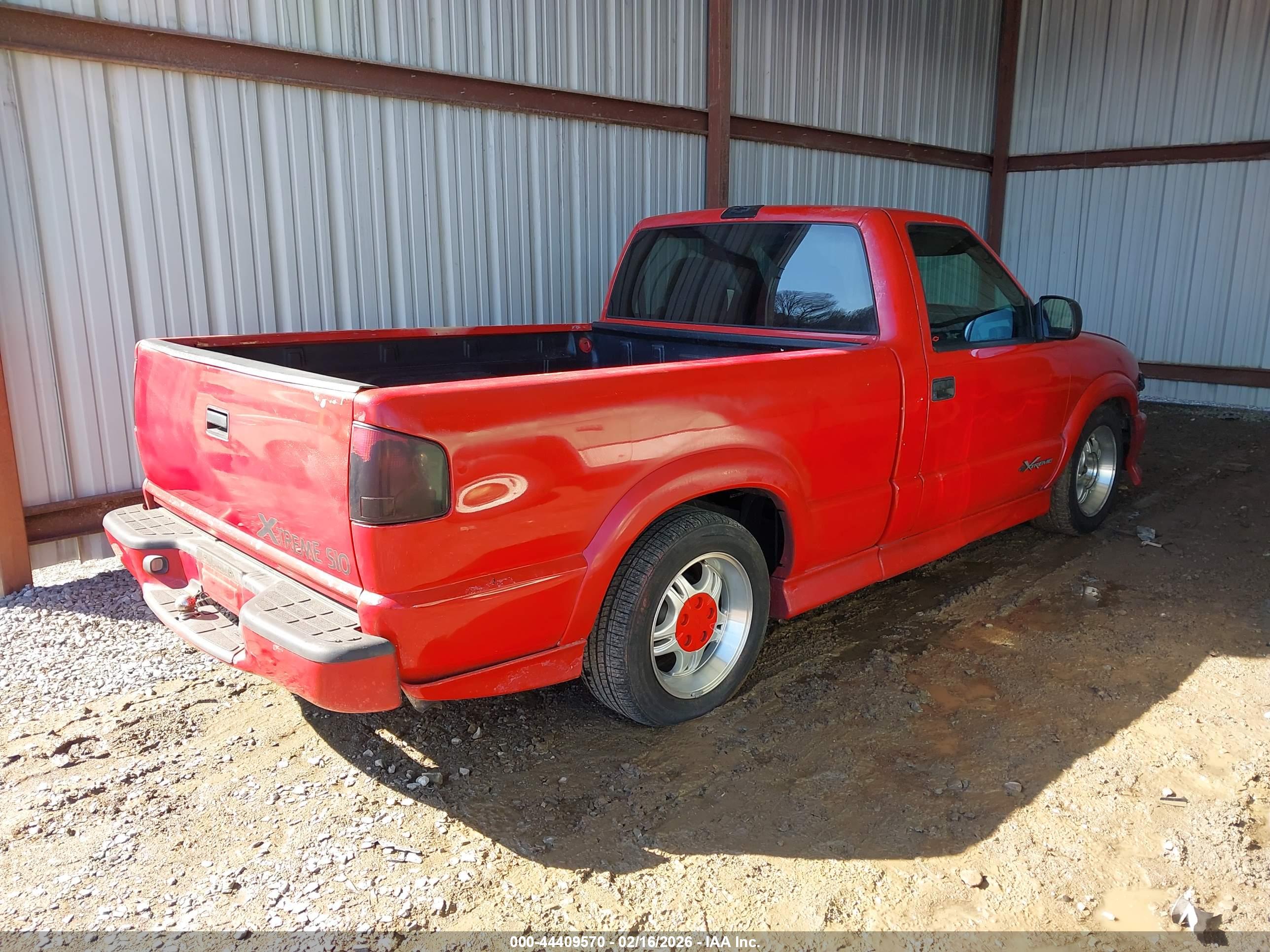 CHEVROLET S-10 image 4