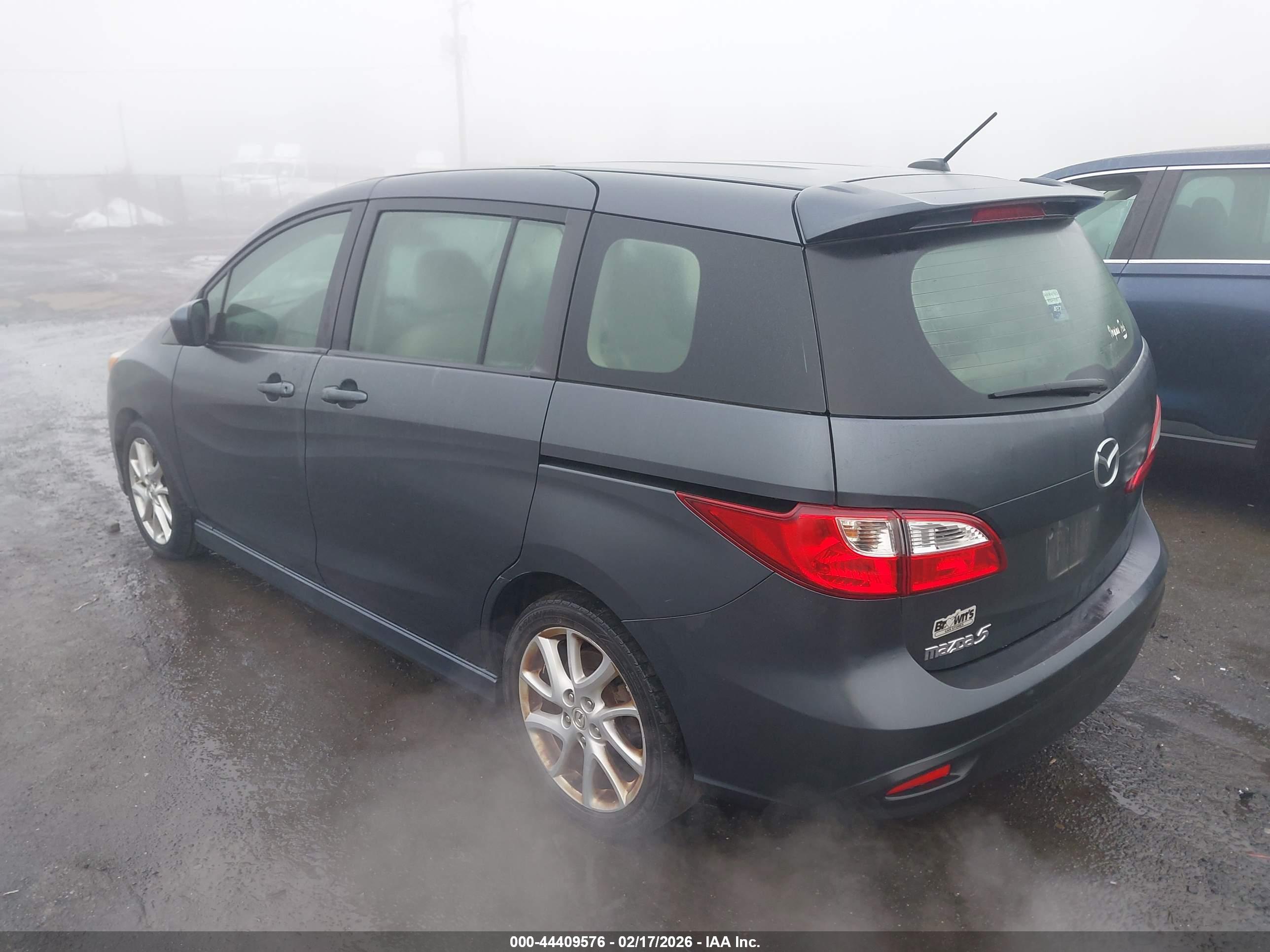 MAZDA MAZDA5 image 3