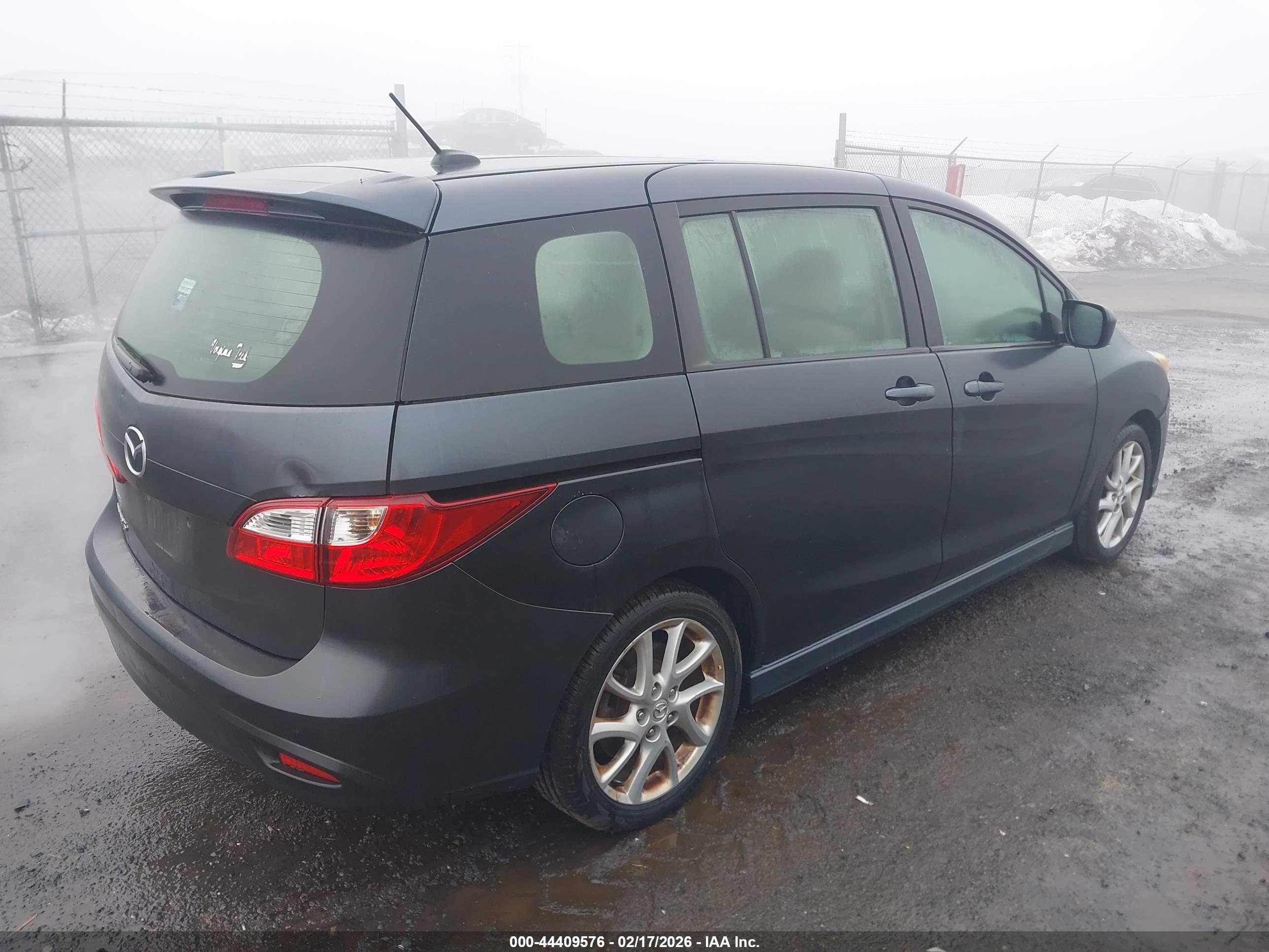 MAZDA MAZDA5 image 4