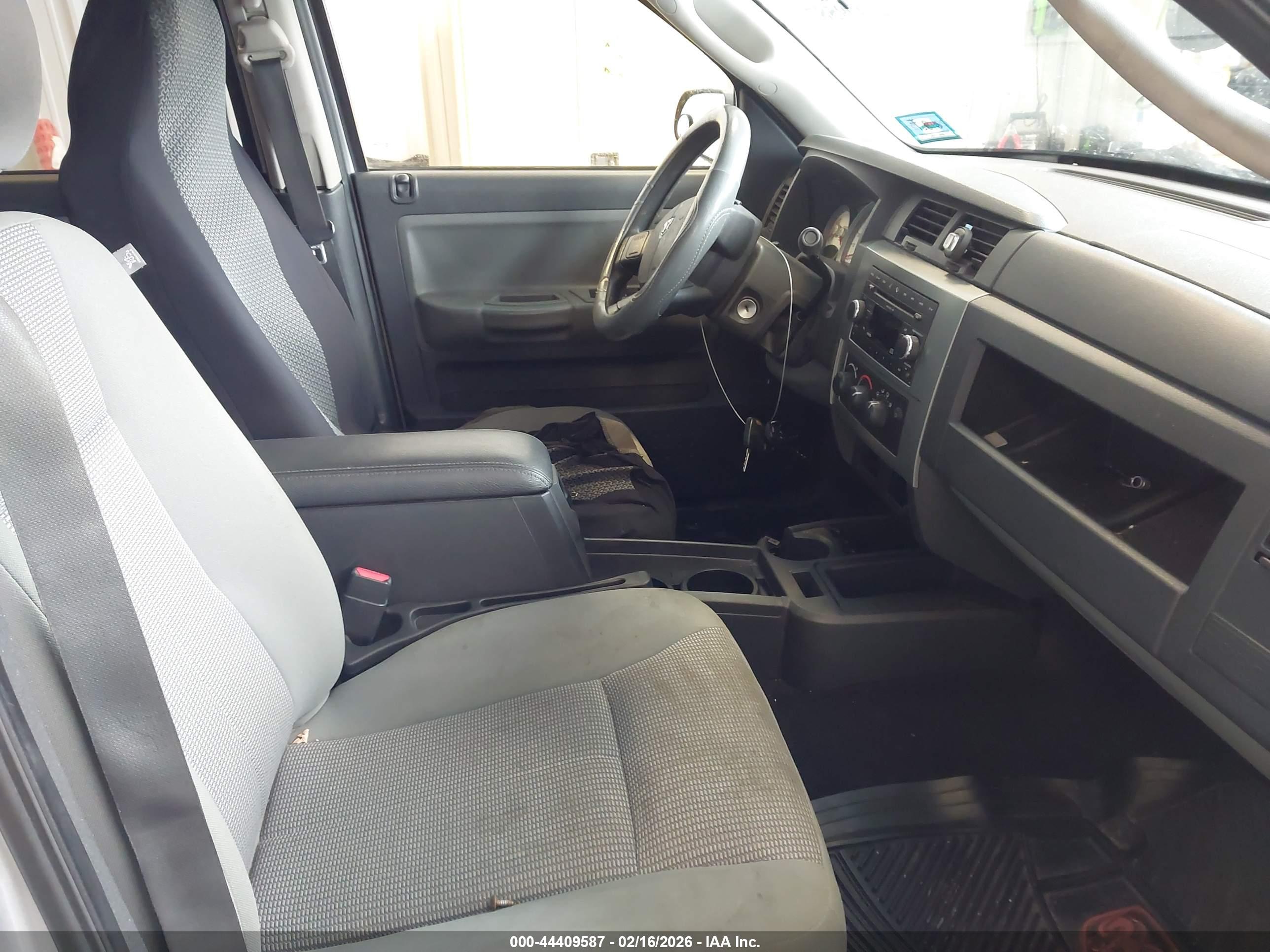 DODGE DAKOTA image 5