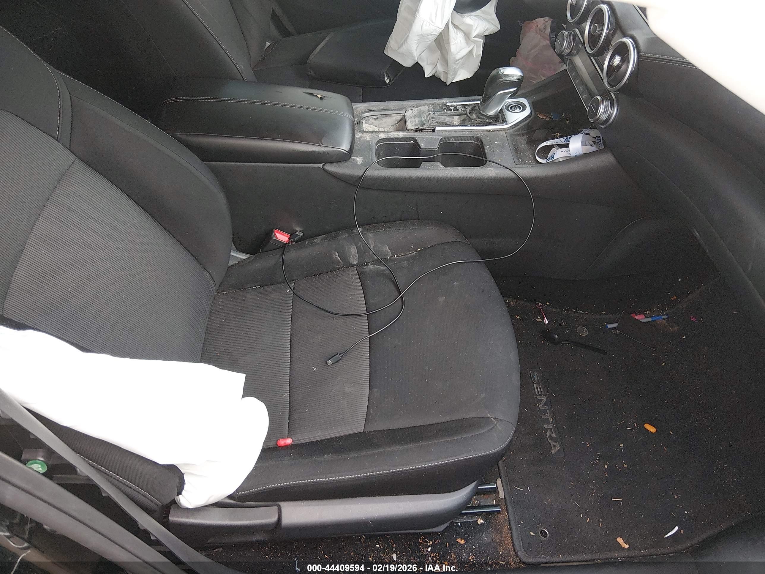 NISSAN SENTRA image 5
