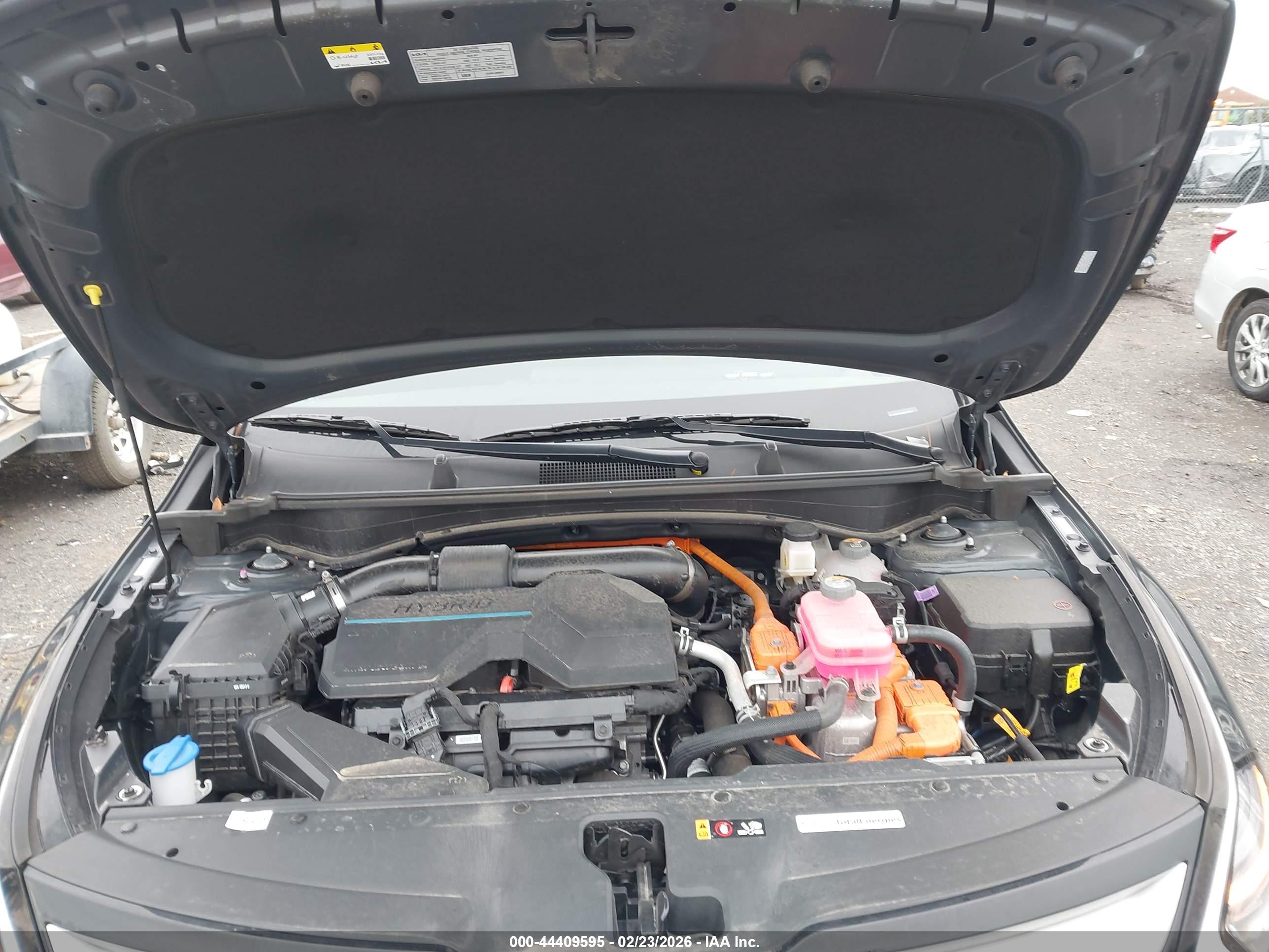 KIA SPORTAGE image 10