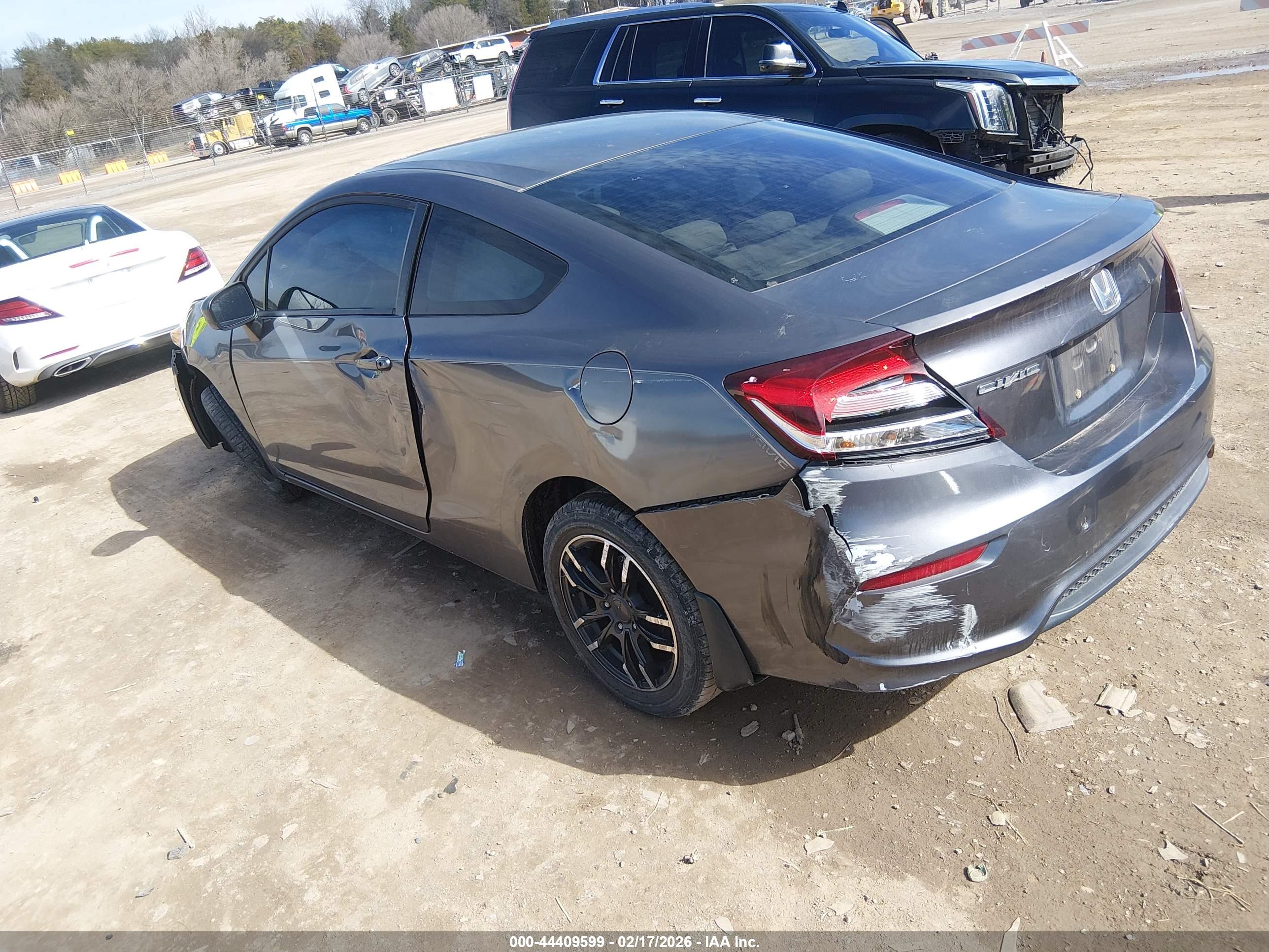 HONDA CIVIC image 3