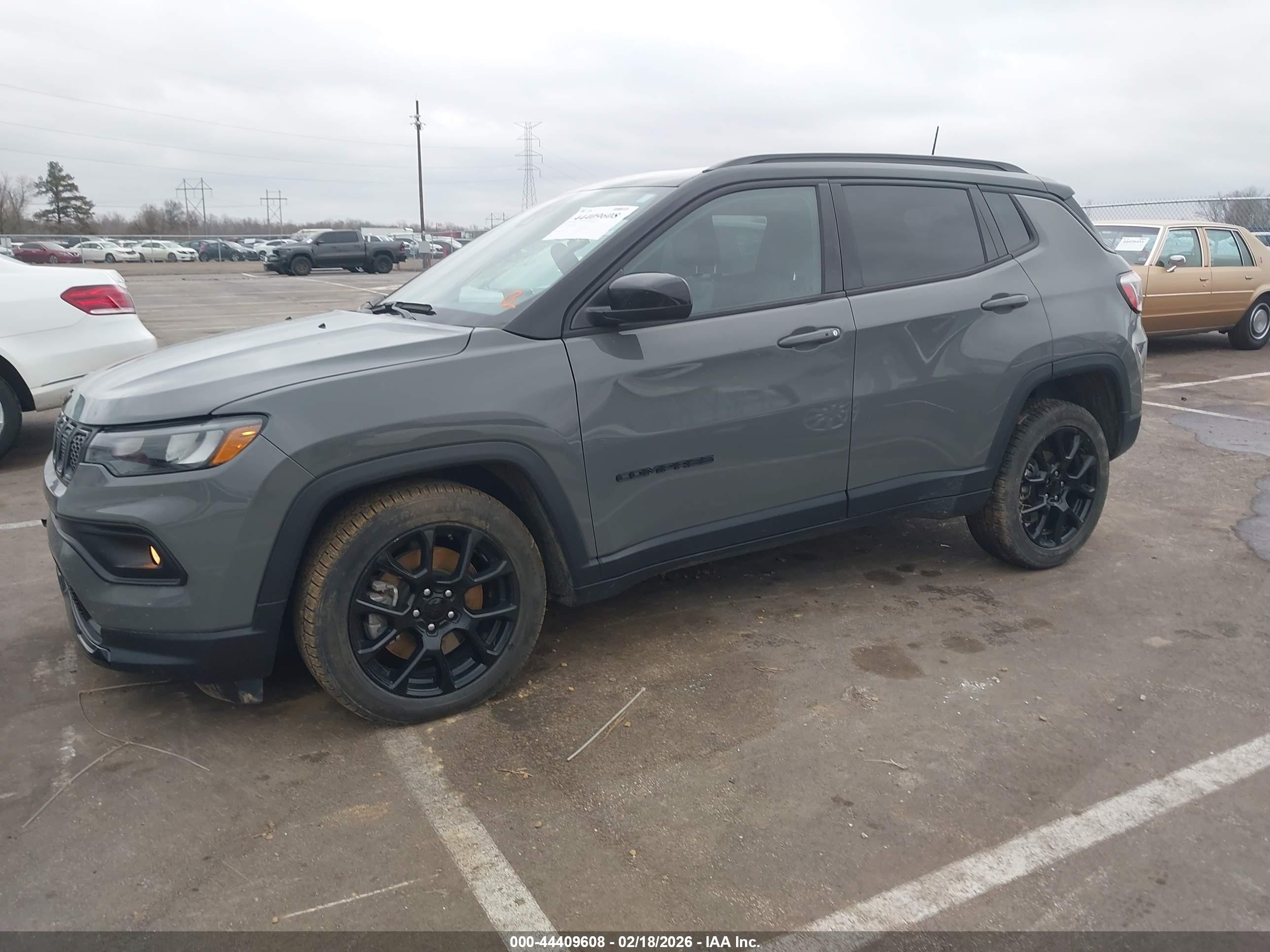 JEEP COMPASS image 2