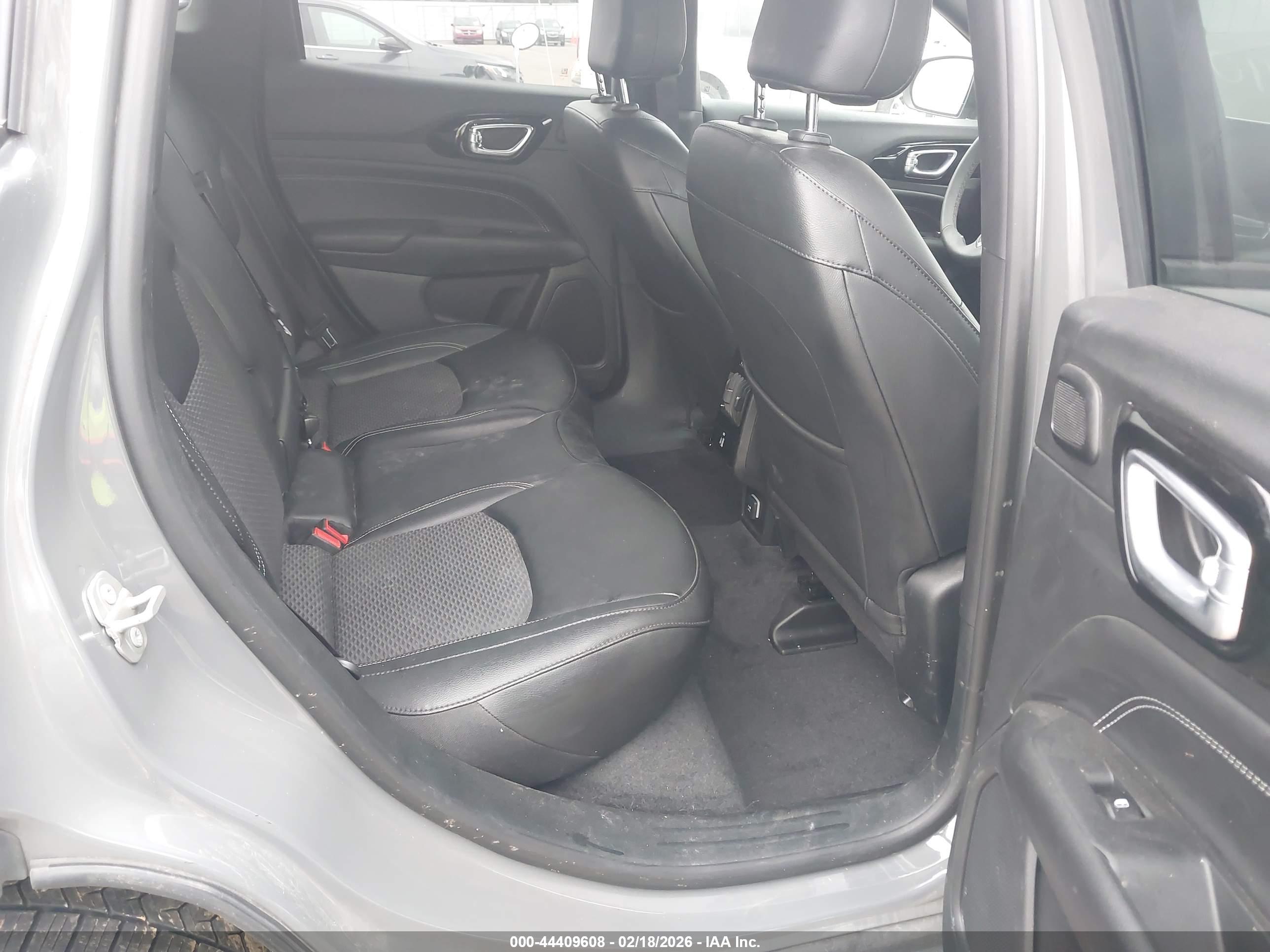 JEEP COMPASS image 8