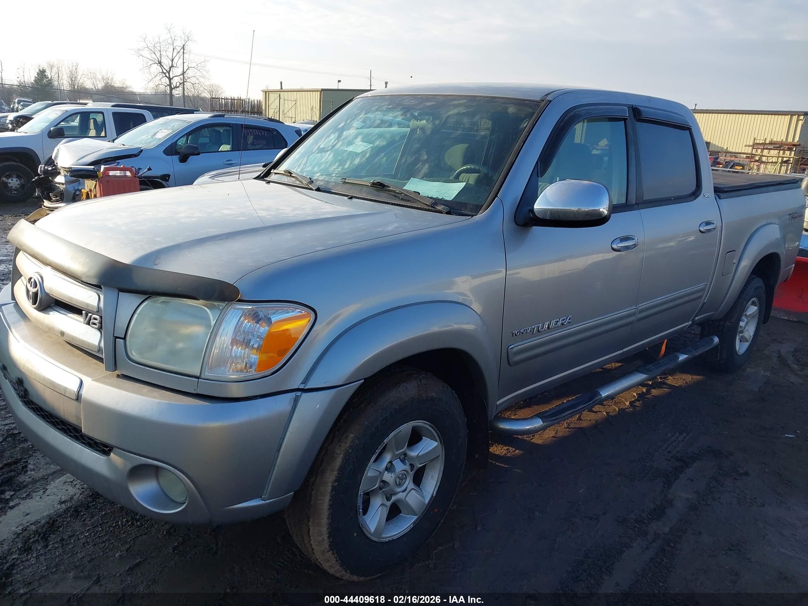 TOYOTA TUNDRA image 2