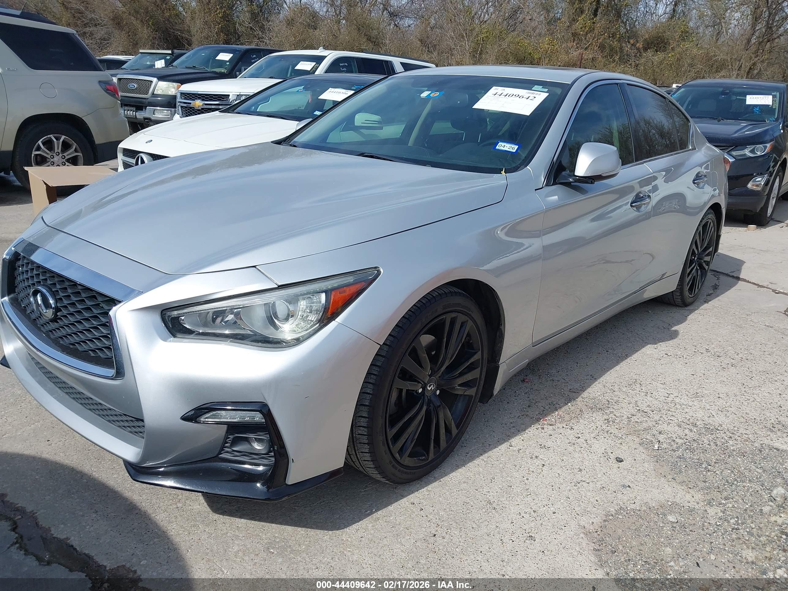 INFINITI Q50 image 2