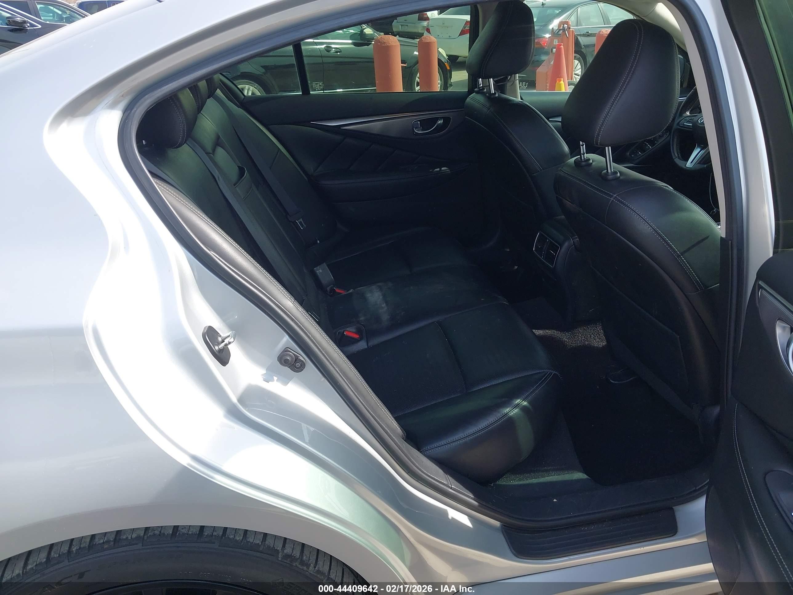 INFINITI Q50 image 8