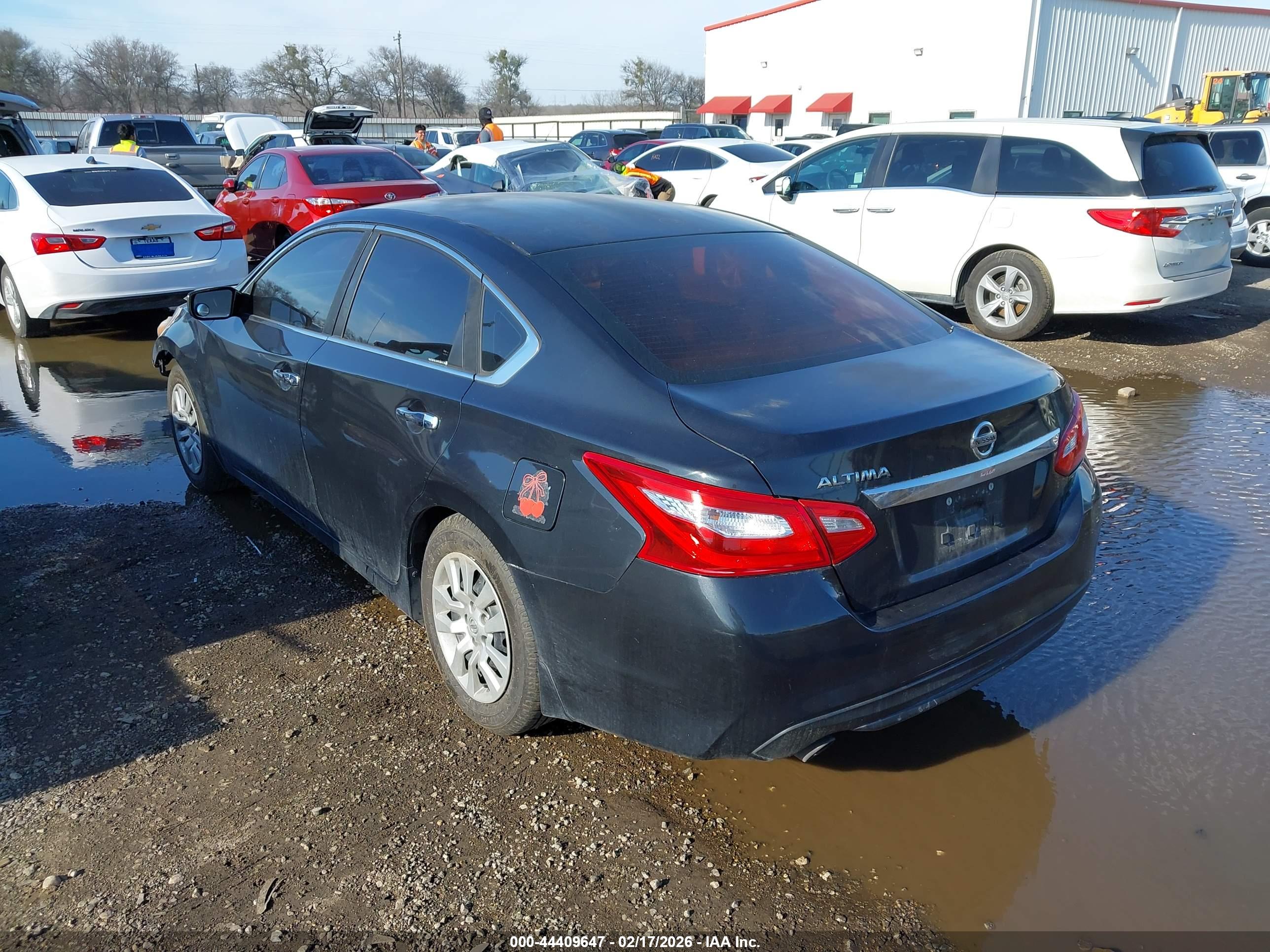 NISSAN ALTIMA image 3