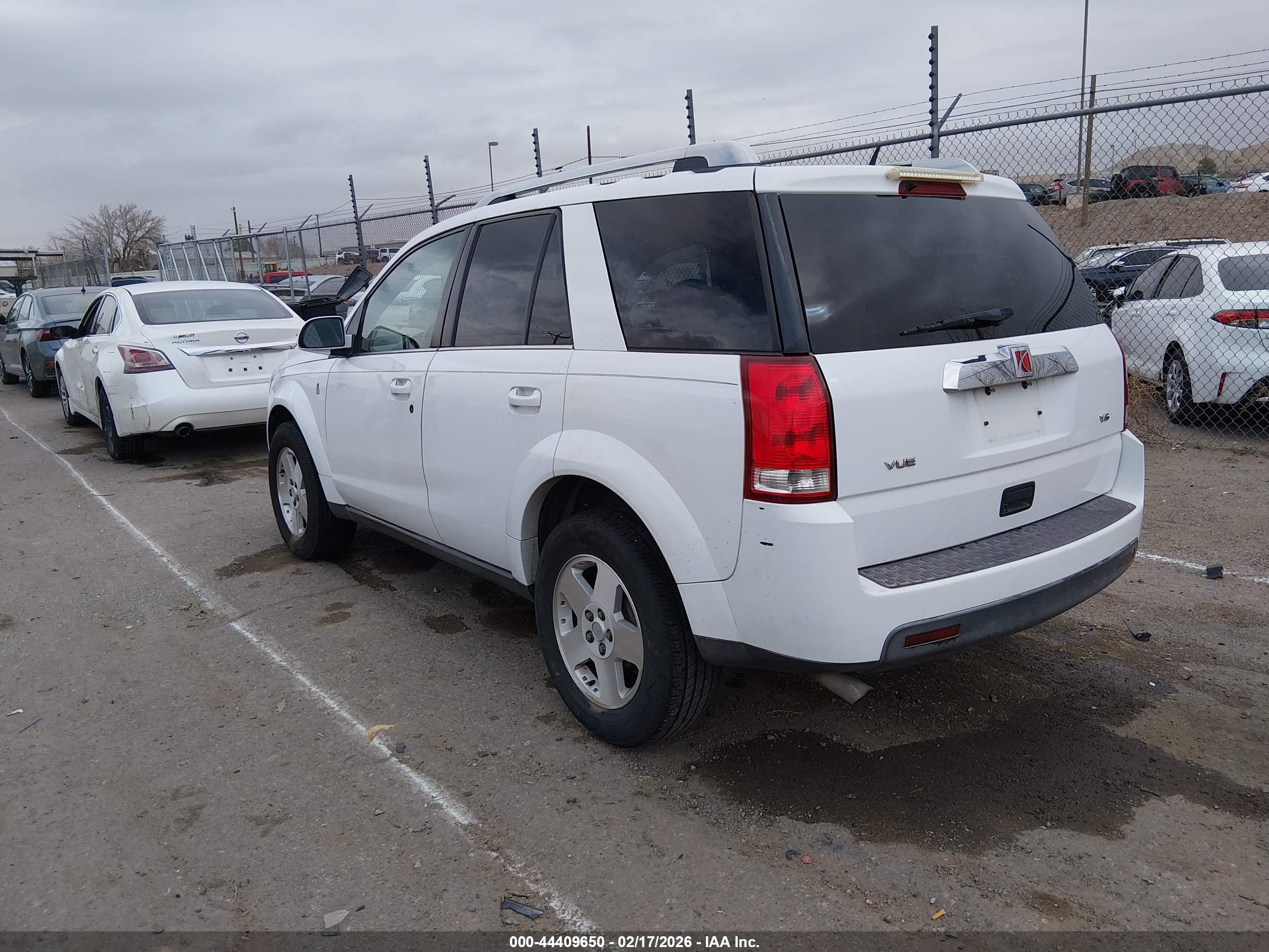SATURN VUE image 3