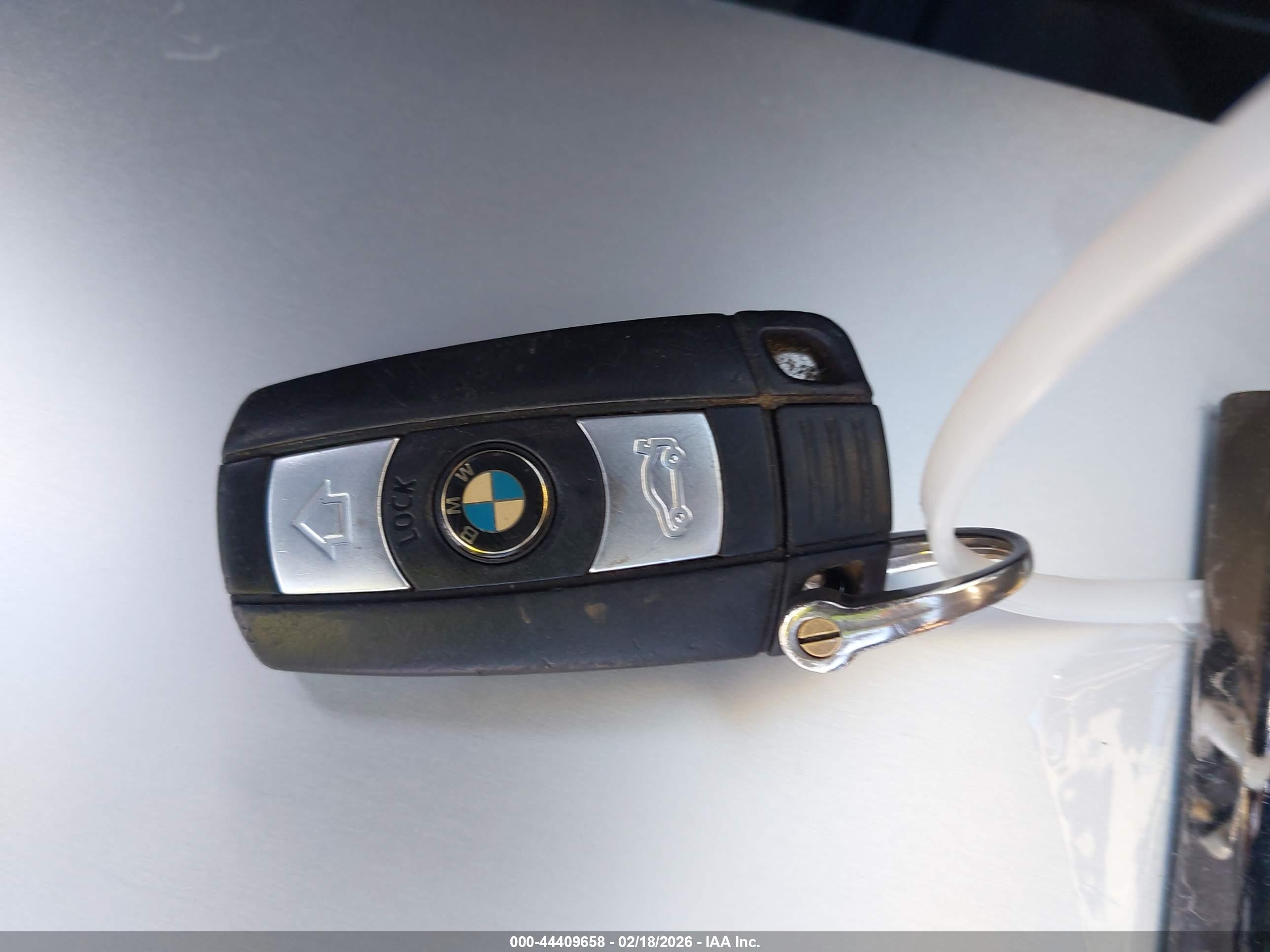 BMW 328I image 11