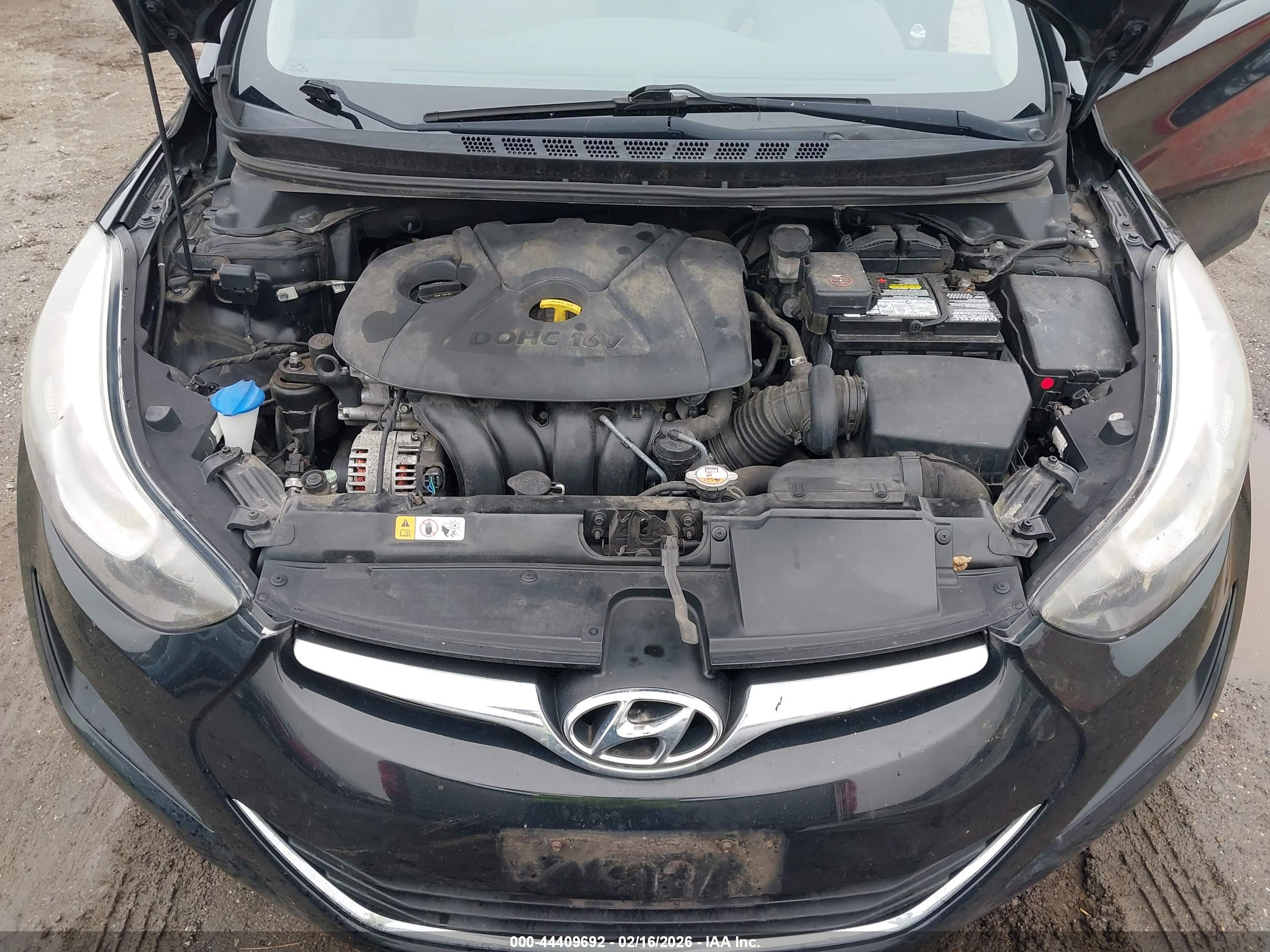 HYUNDAI ELANTRA image 10