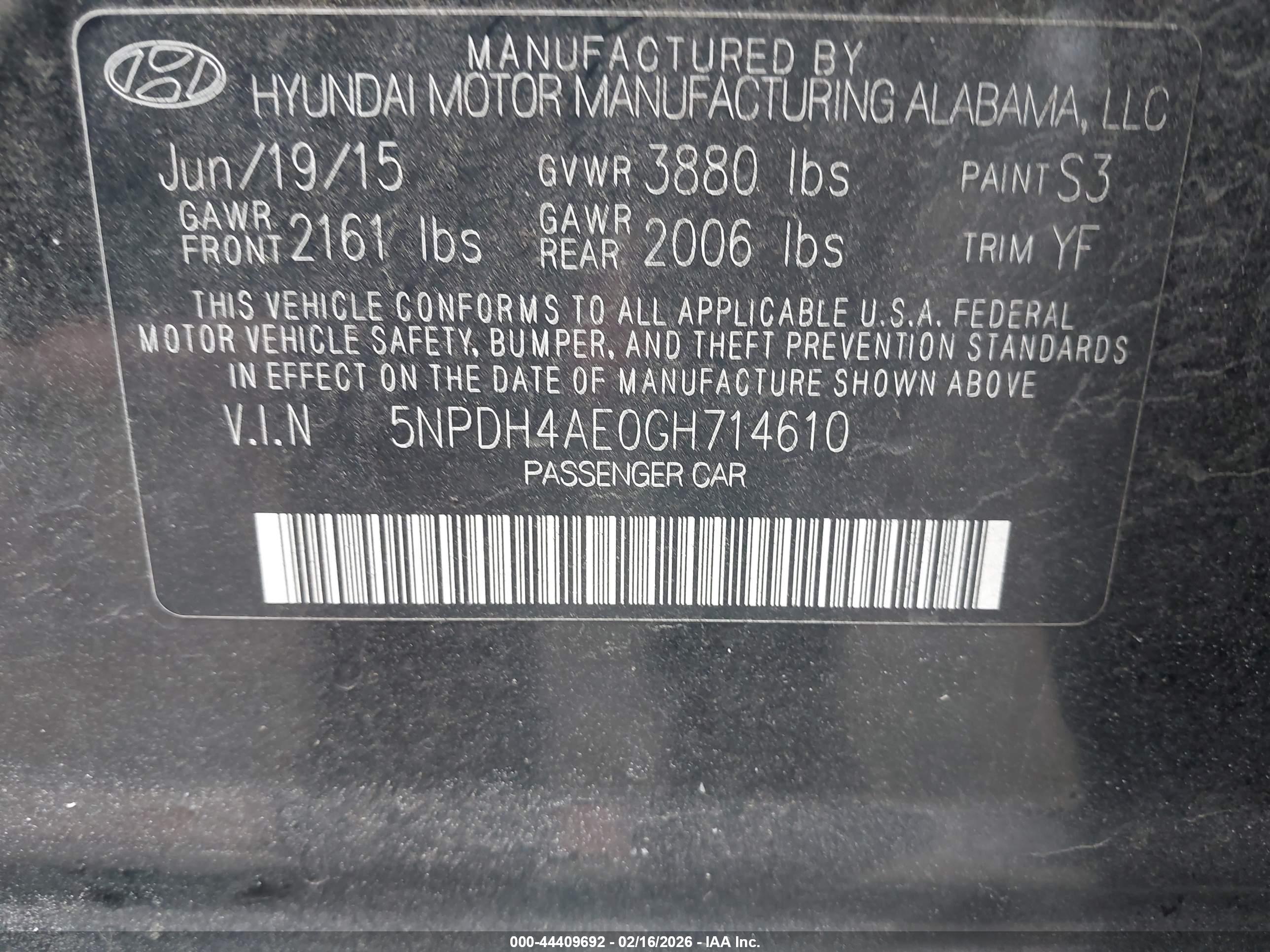 HYUNDAI ELANTRA image 9