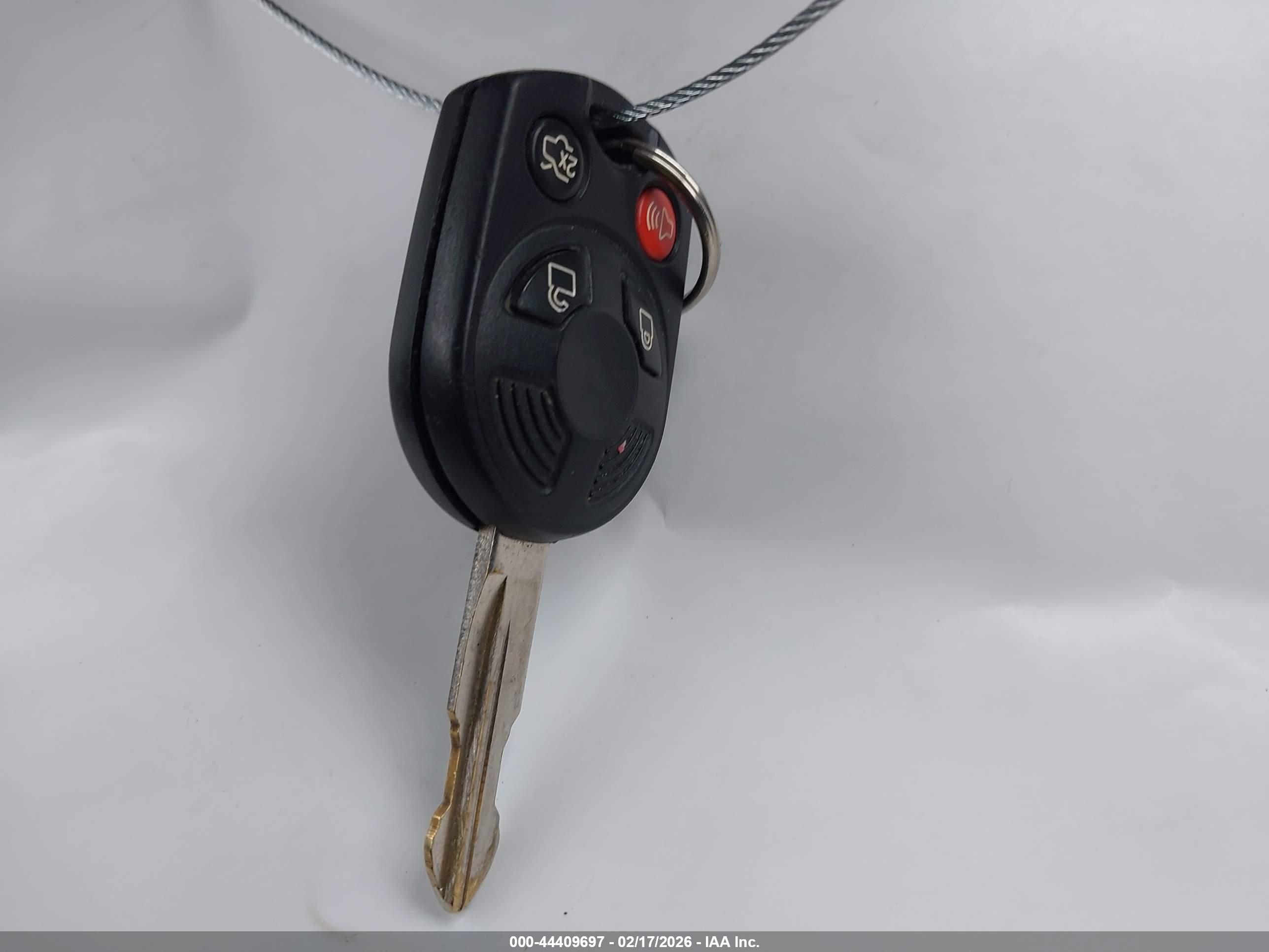 FORD ESCAPE image 11