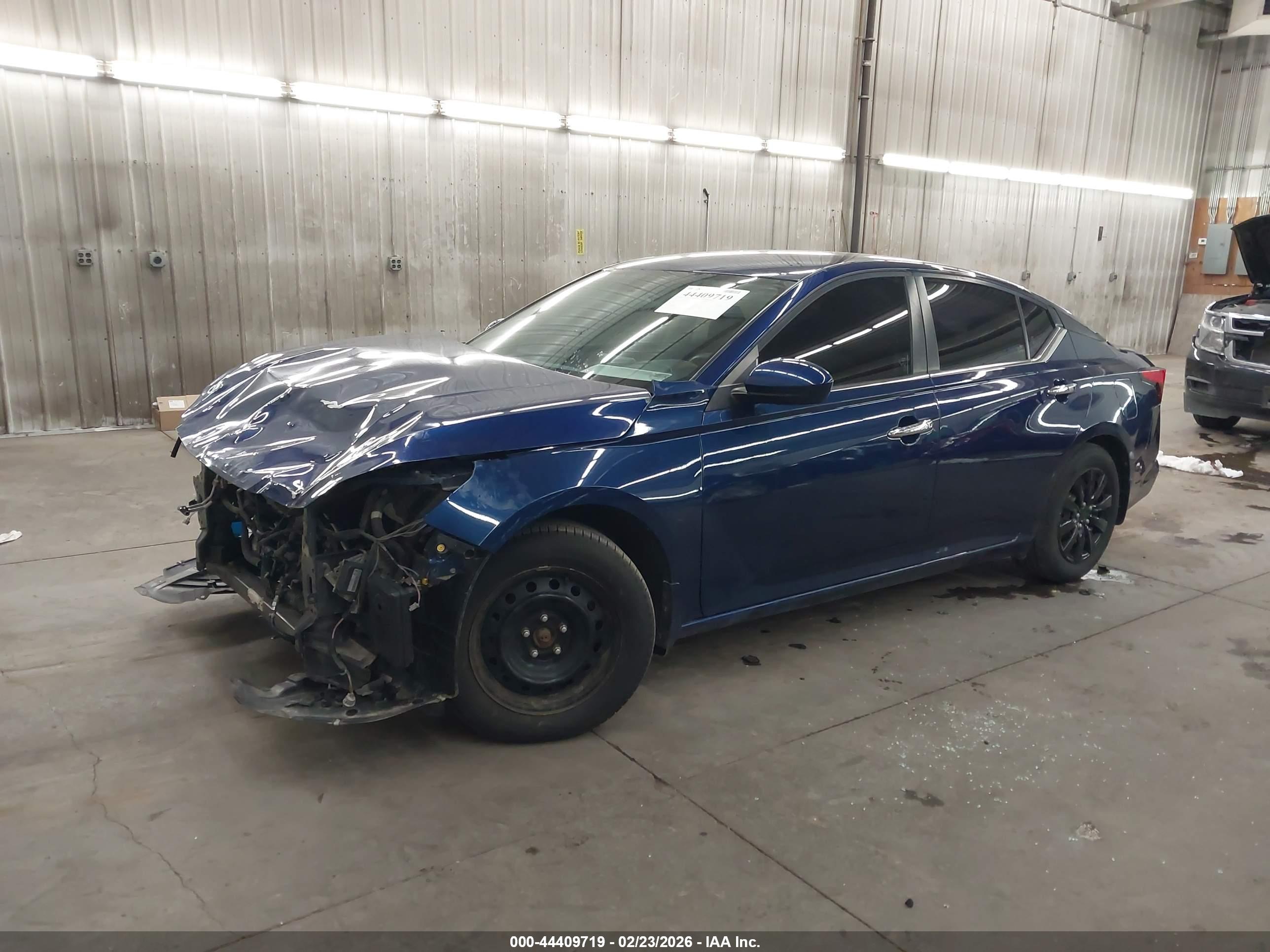 NISSAN ALTIMA image 2