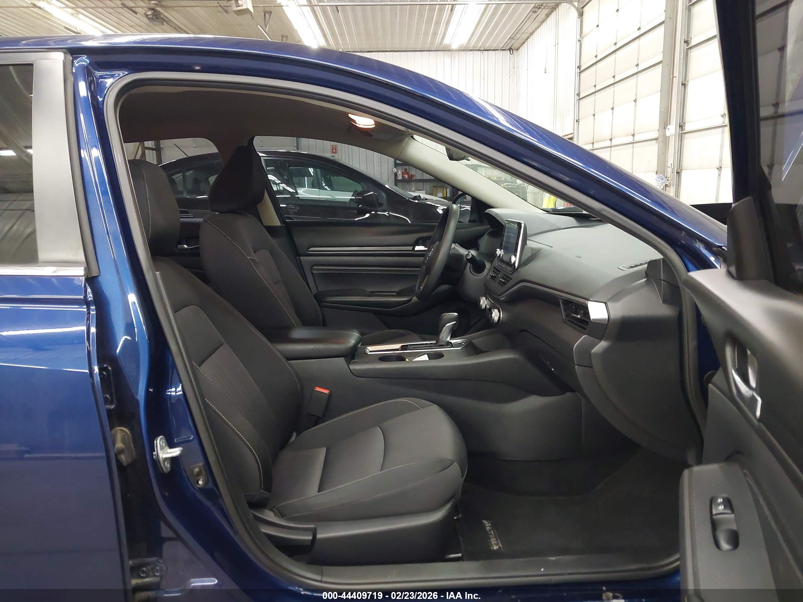 NISSAN ALTIMA image 5