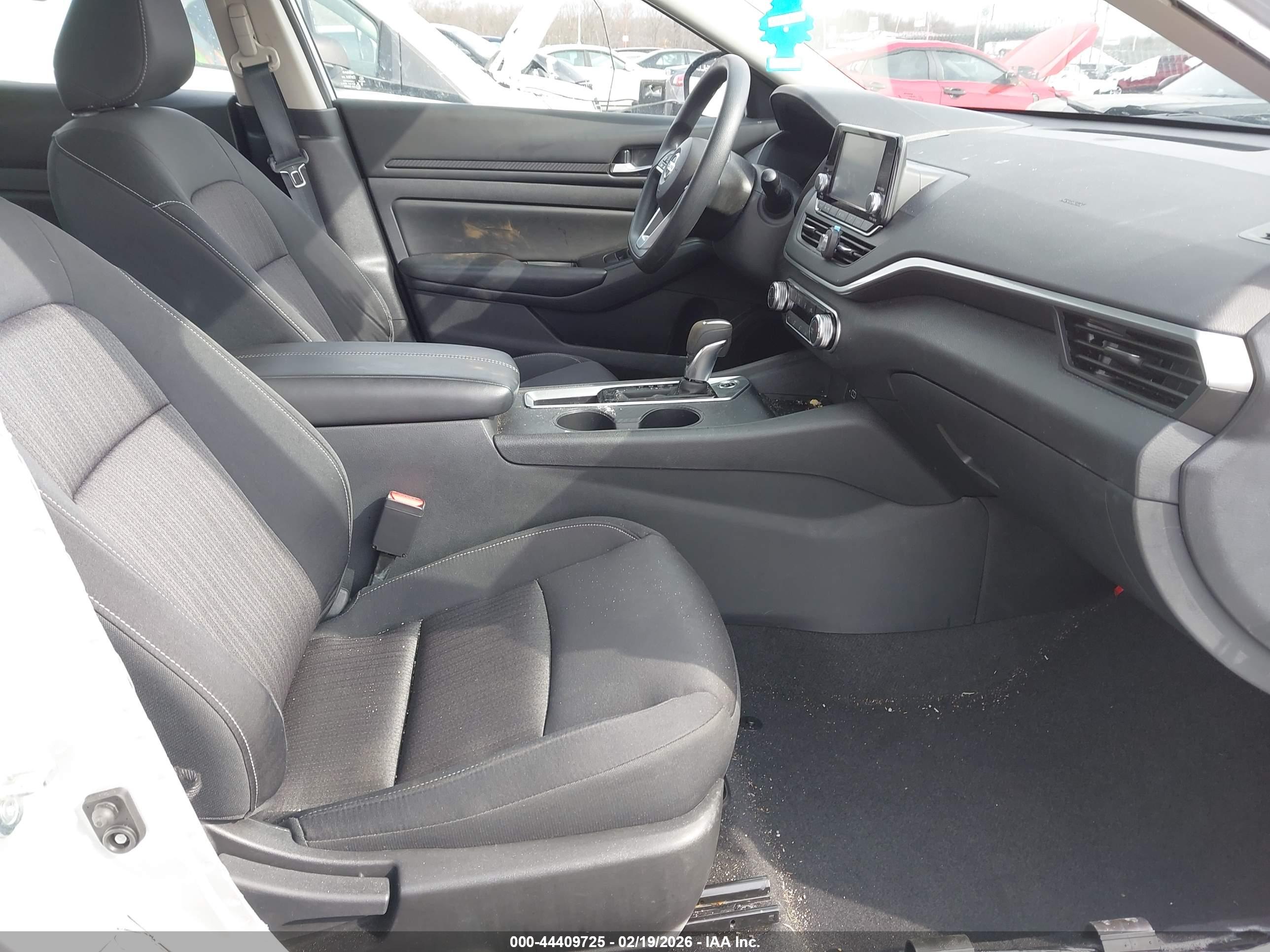 NISSAN ALTIMA image 5