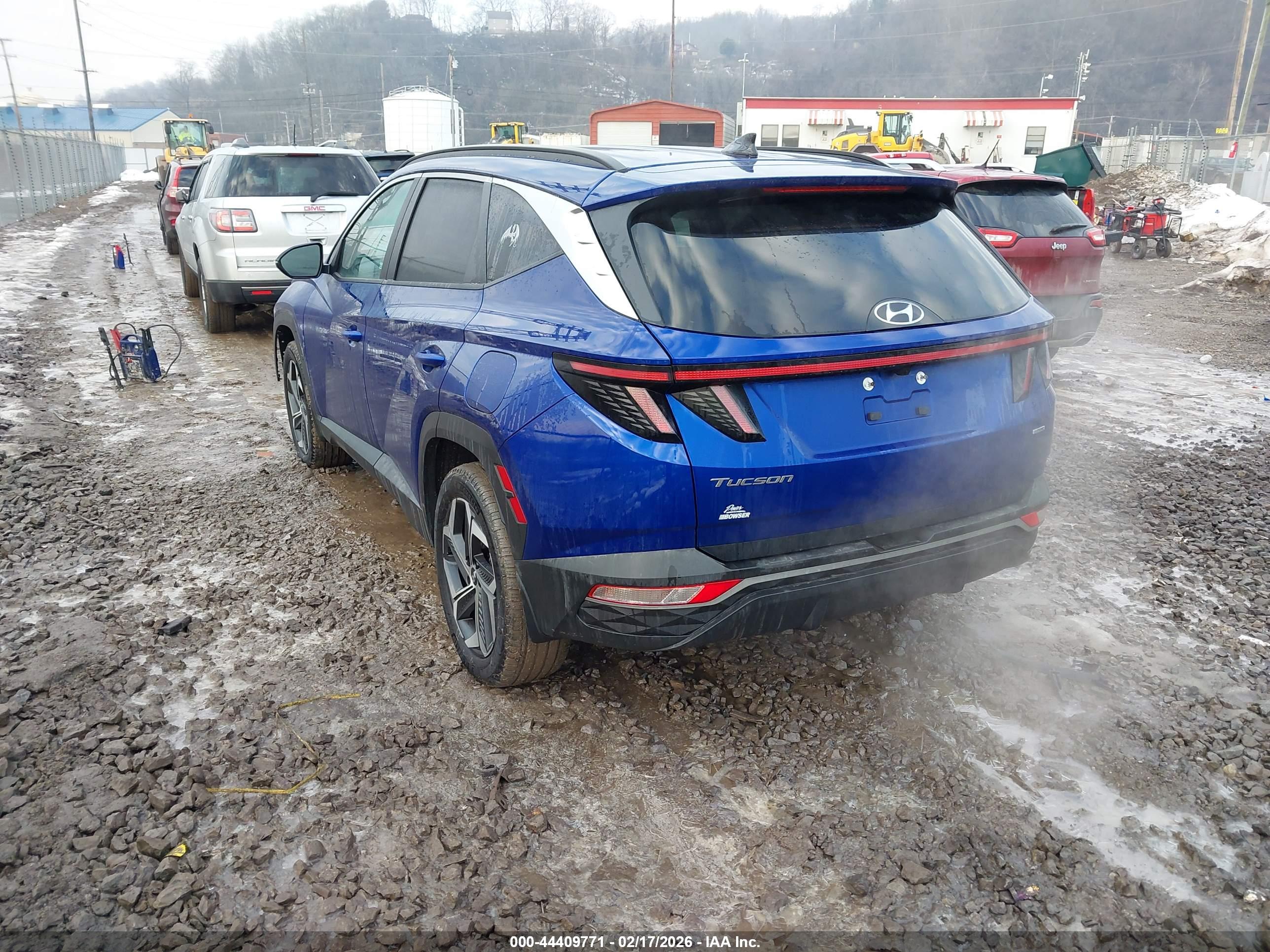 HYUNDAI TUCSON image 3