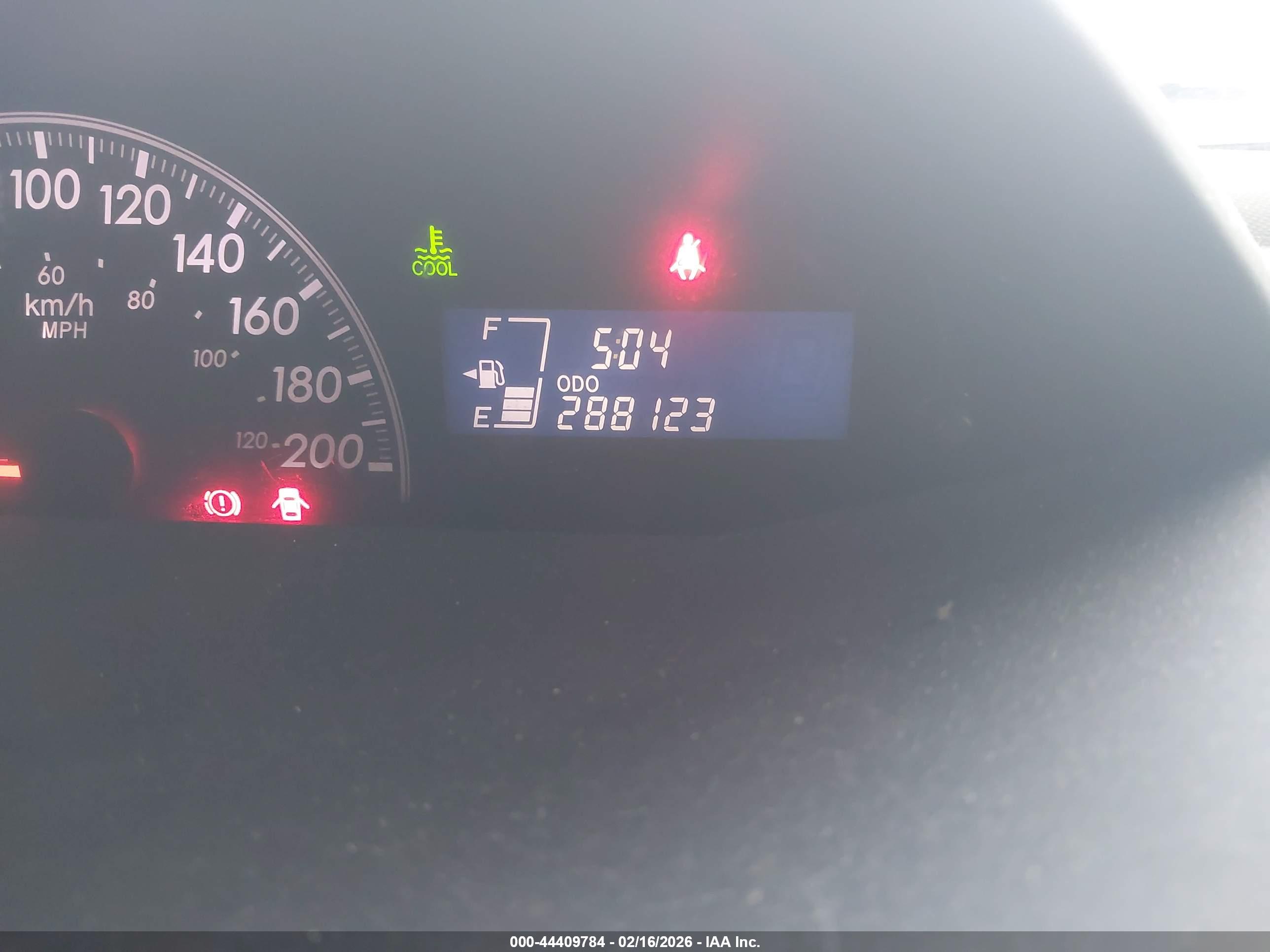 TOYOTA YARIS image 7