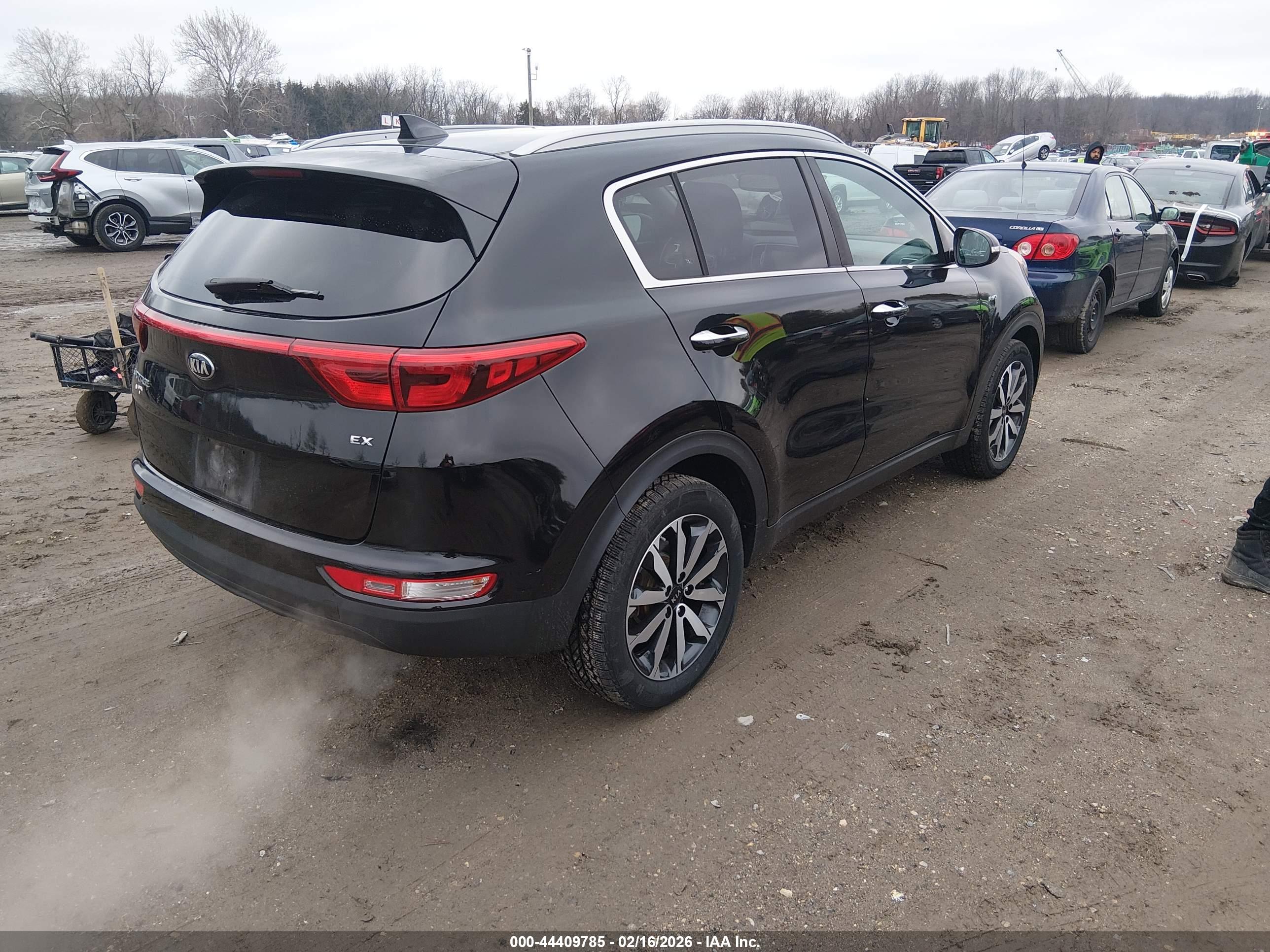 KIA SPORTAGE image 4