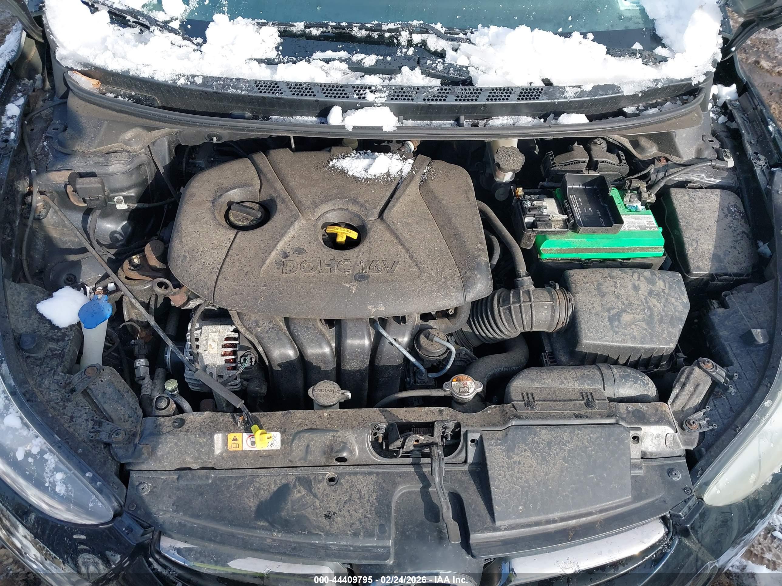 HYUNDAI ELANTRA image 10