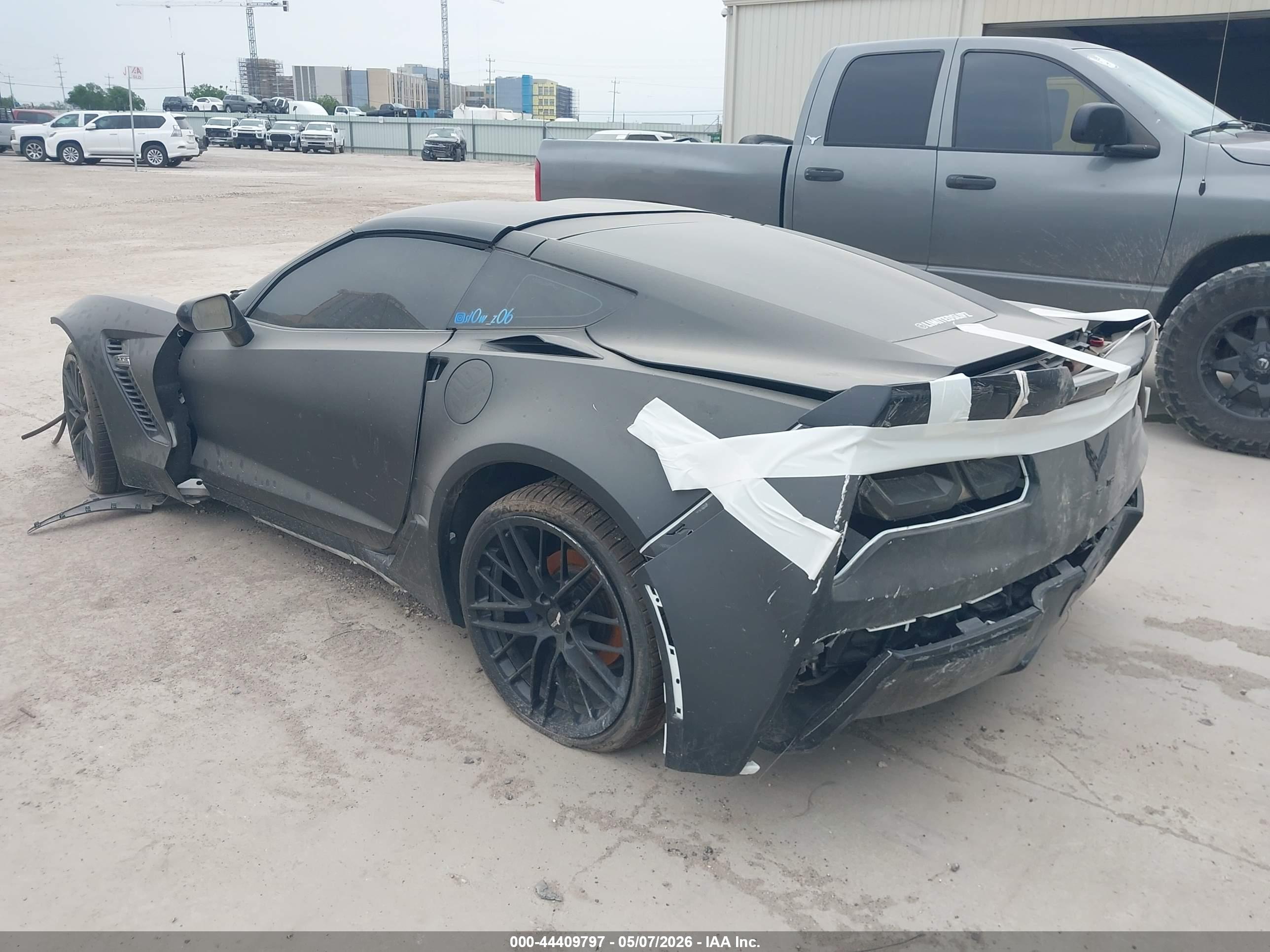 CHEVROLET CORVETTE image 3
