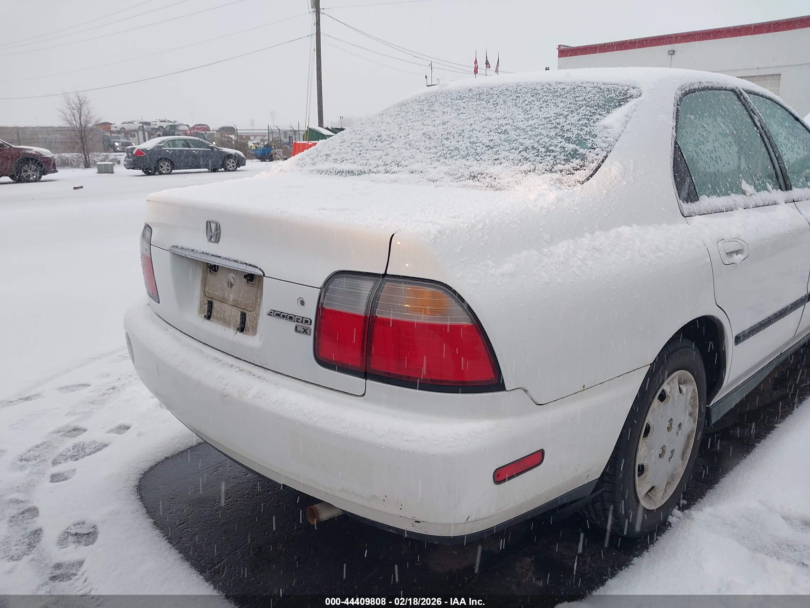 HONDA ACCORD image 6