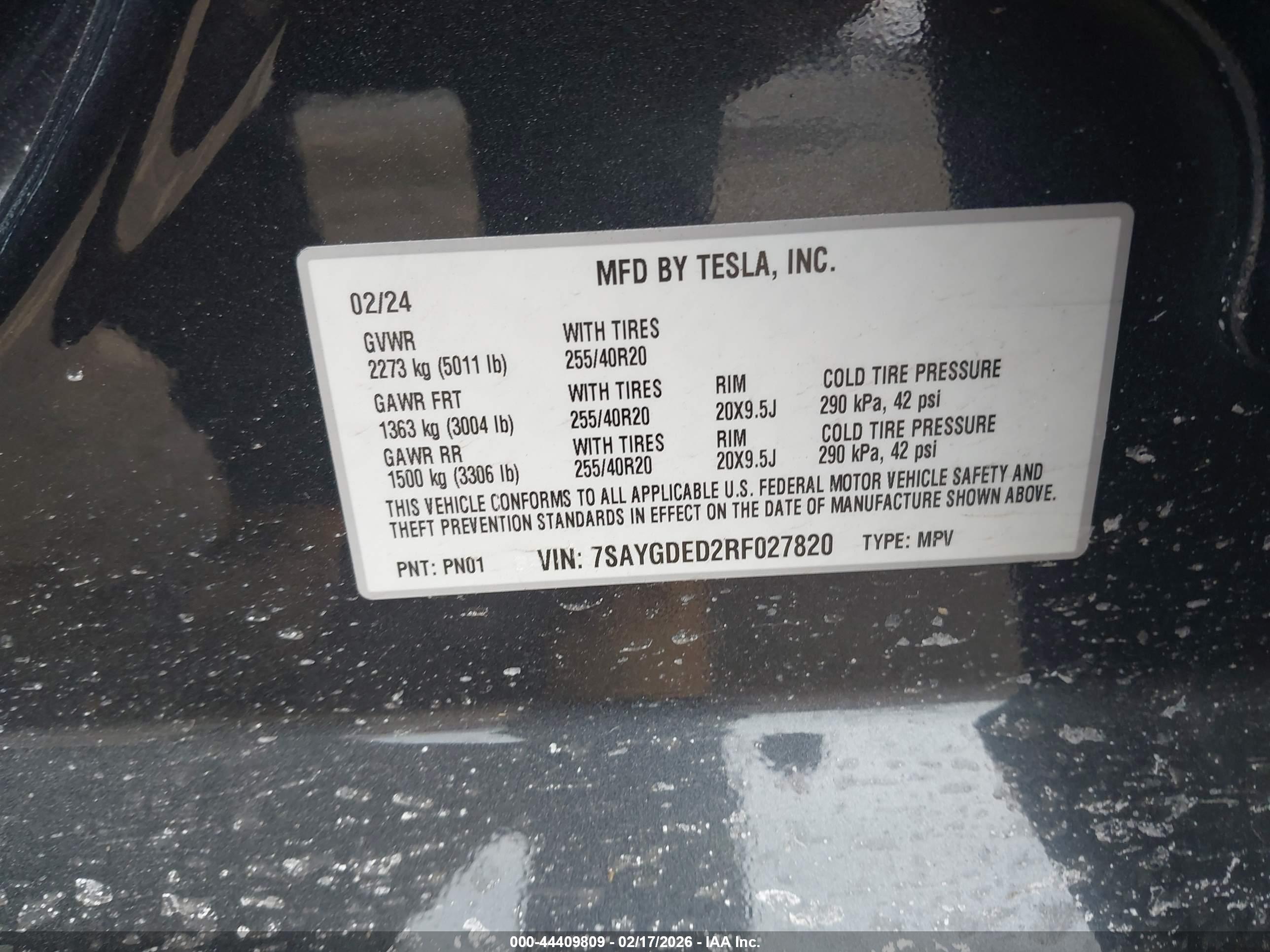 TESLA MODEL image 9