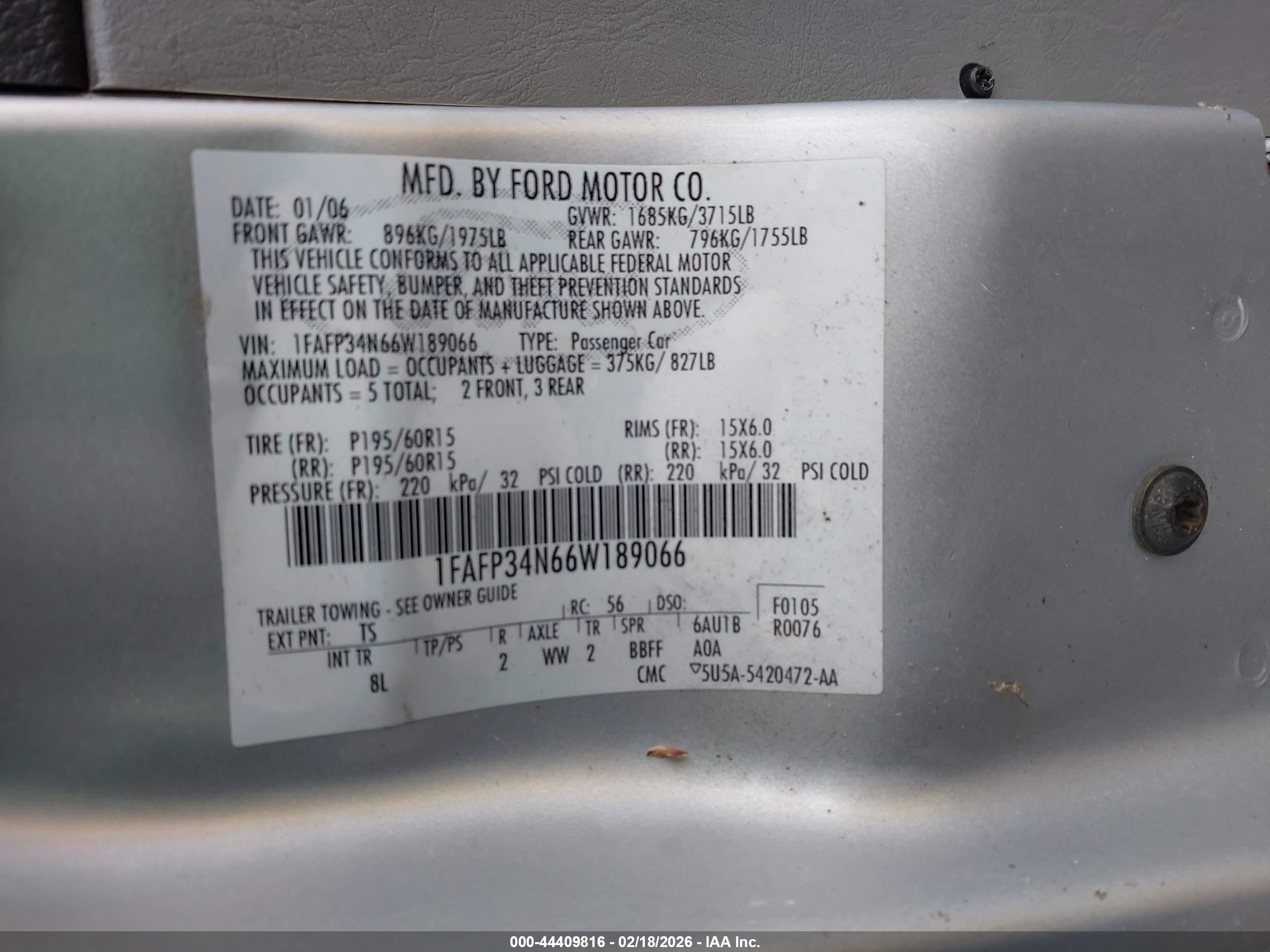 FORD FOCUS image 9