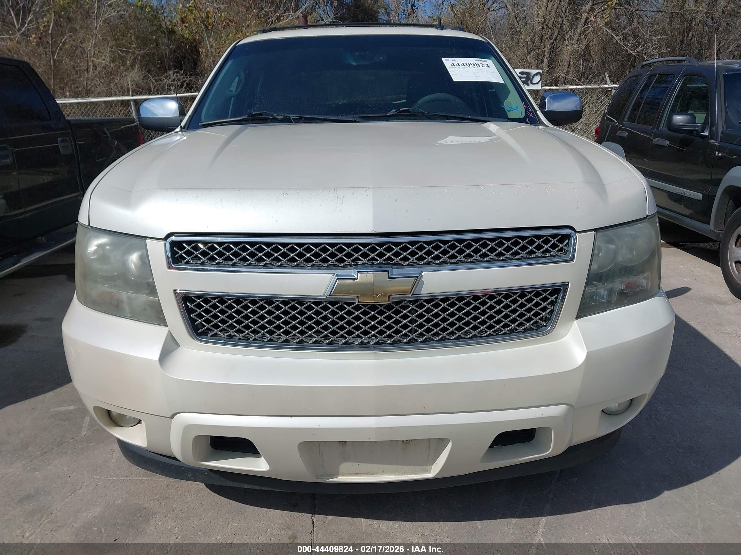 CHEVROLET AVALANCHE image 6