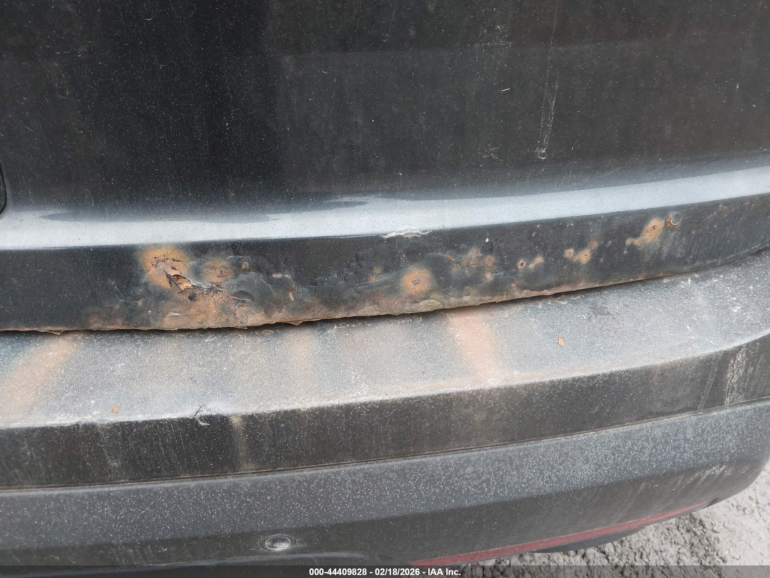 FORD EXPLORER image 6
