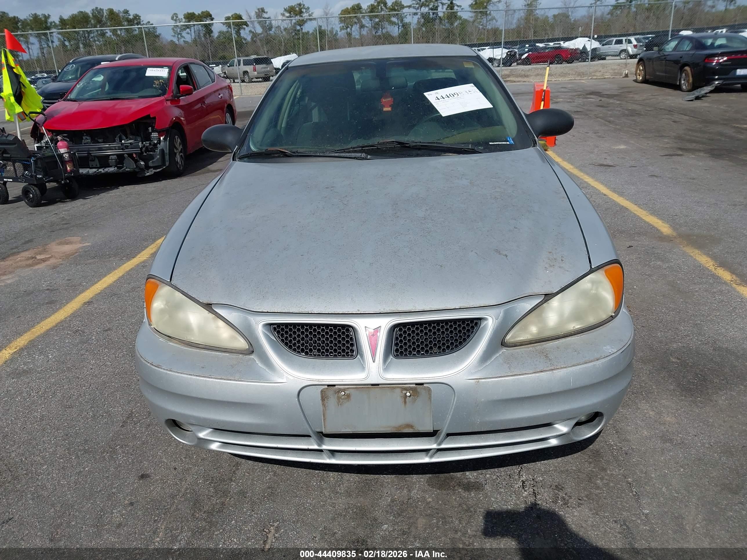 PONTIAC GRAND image 6