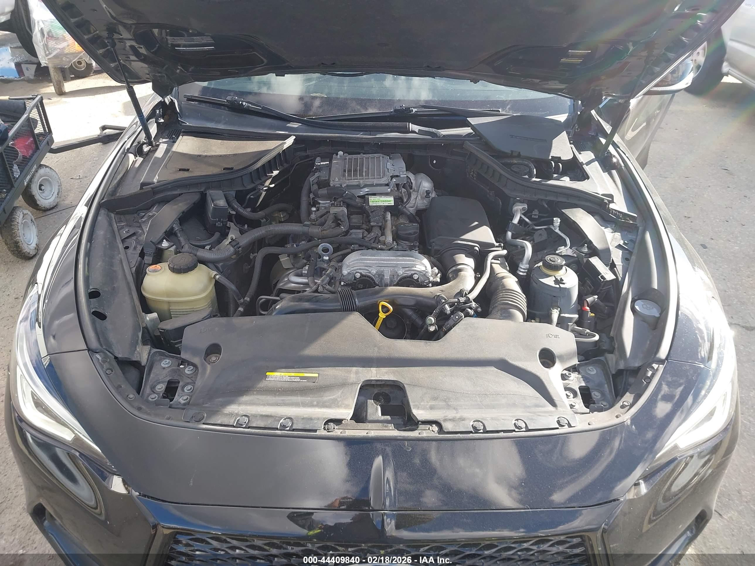 INFINITI Q60 image 10