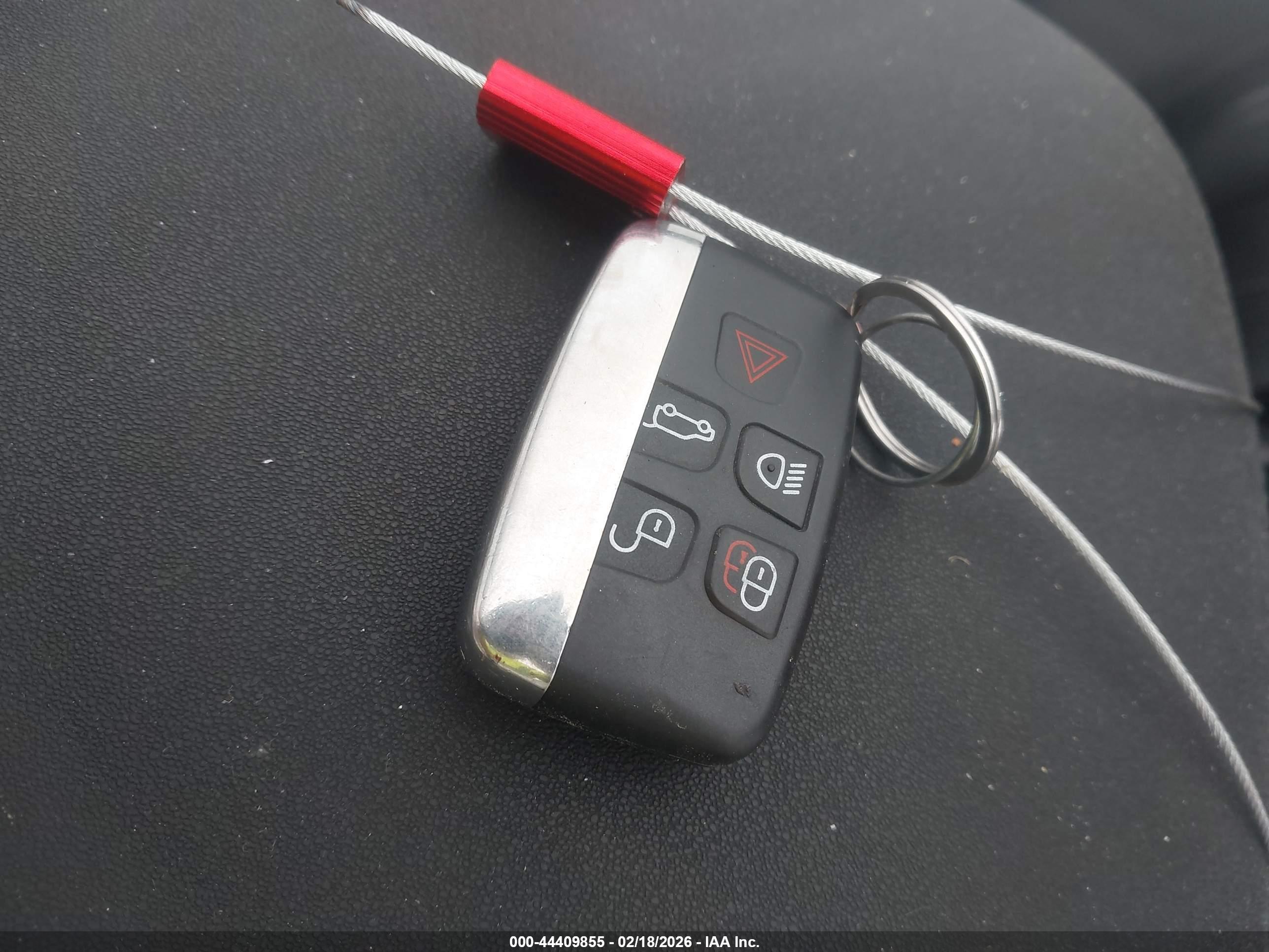 LAND ROVER image 11