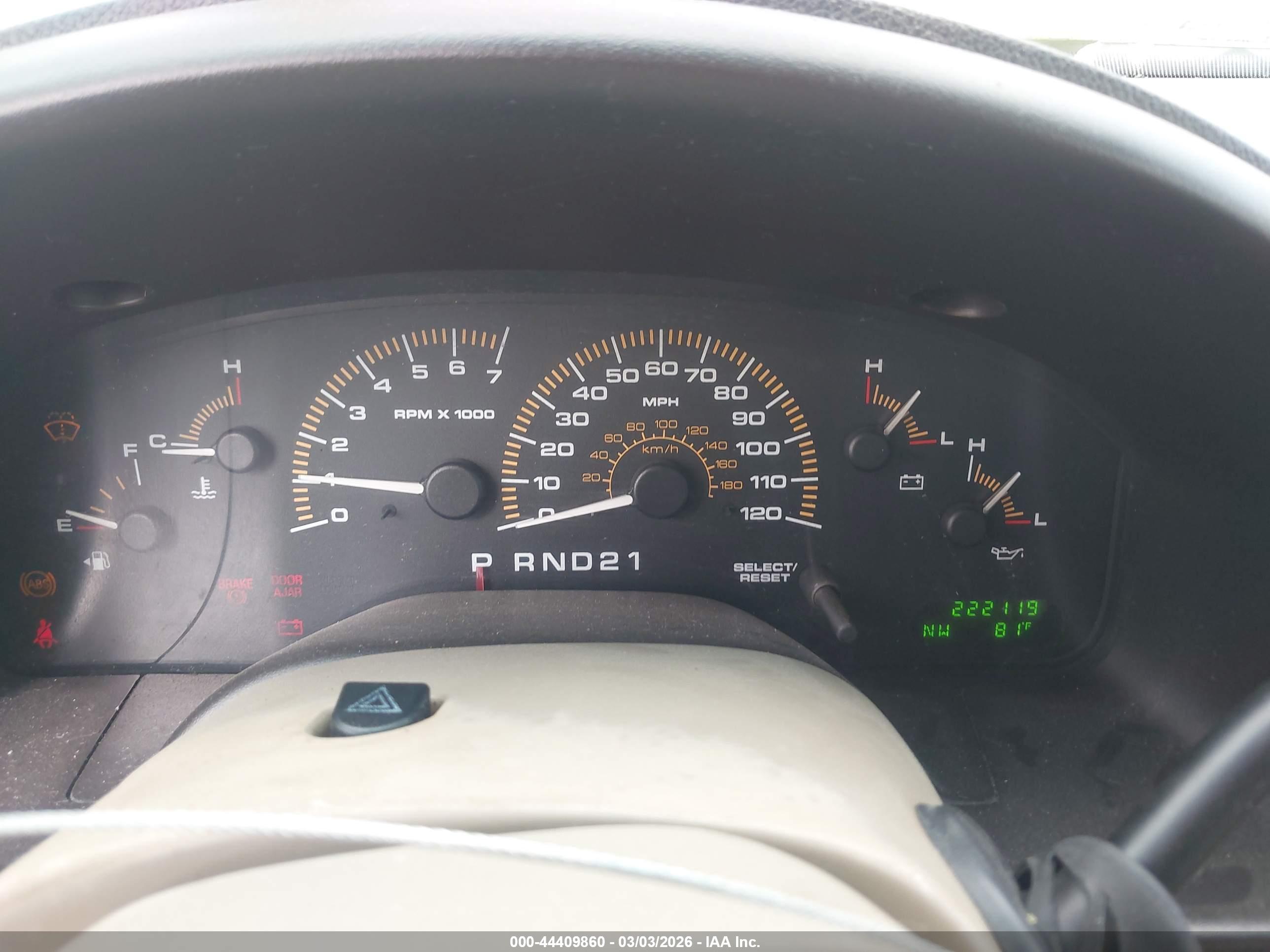 FORD EXPEDITION image 7