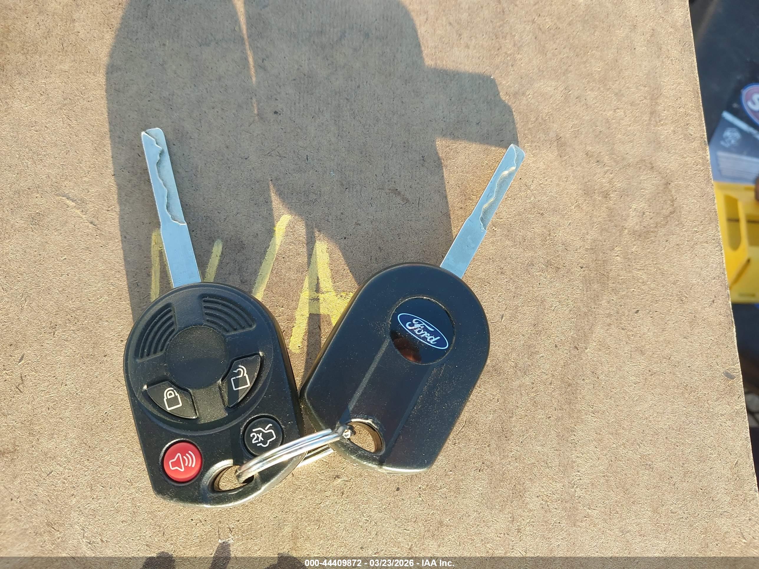 FORD ESCAPE image 11