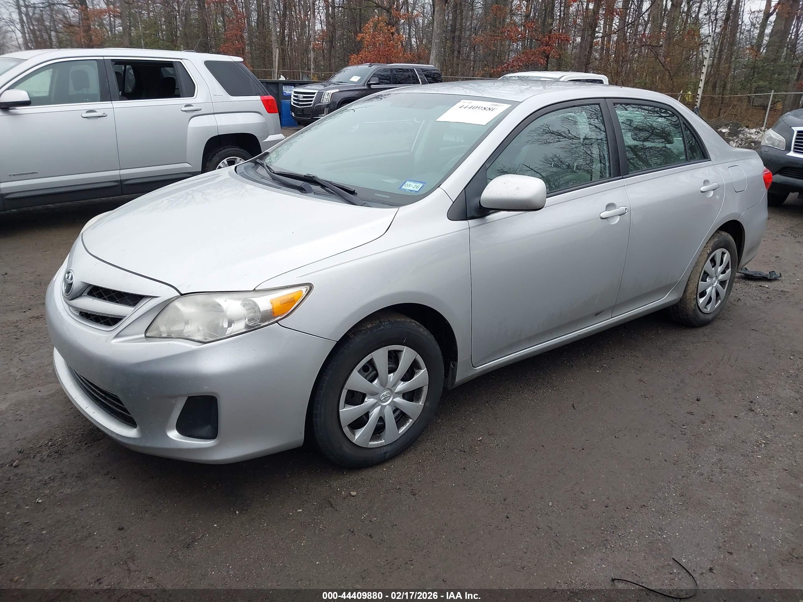 TOYOTA COROLLA image 2