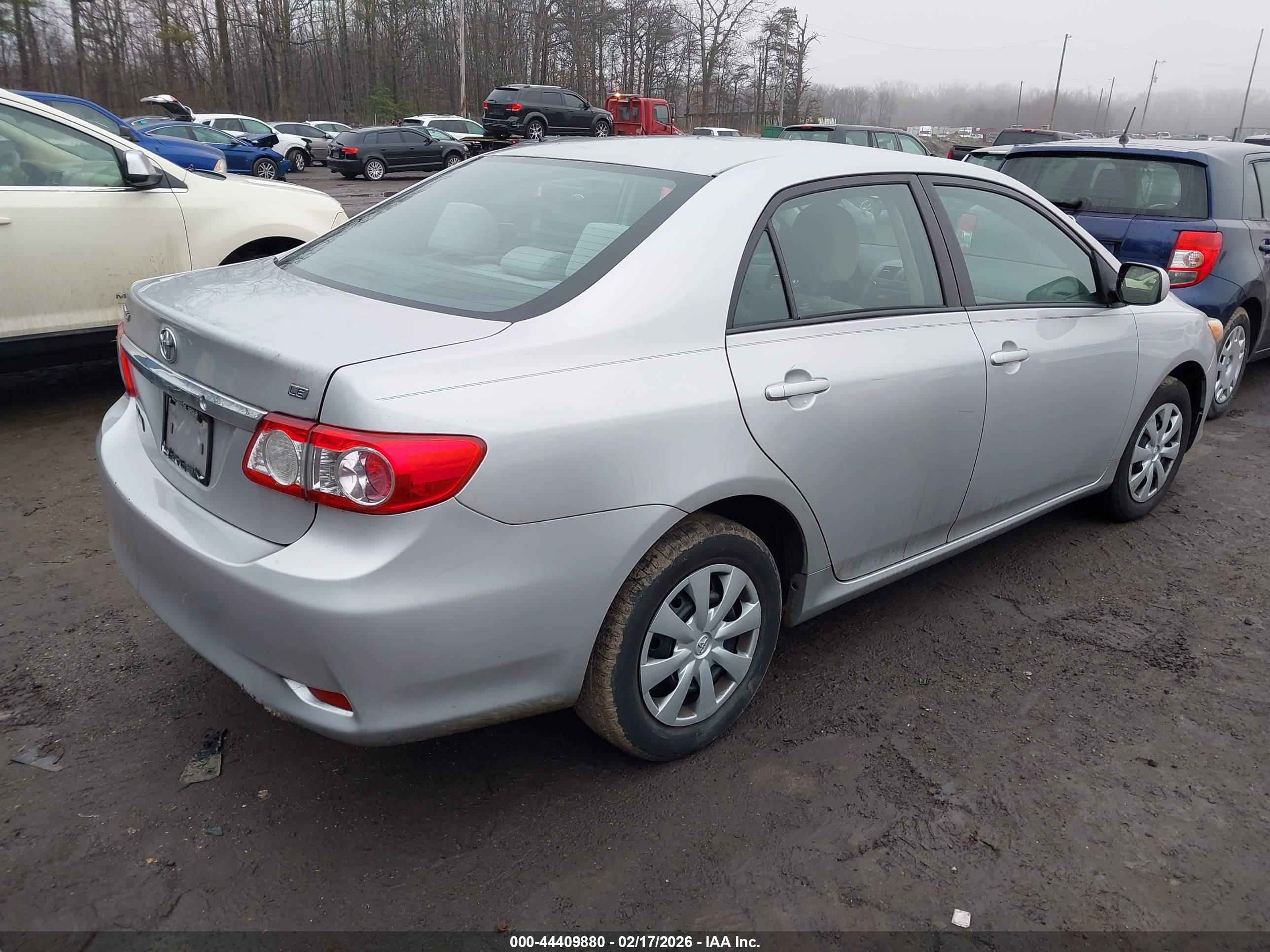 TOYOTA COROLLA image 4