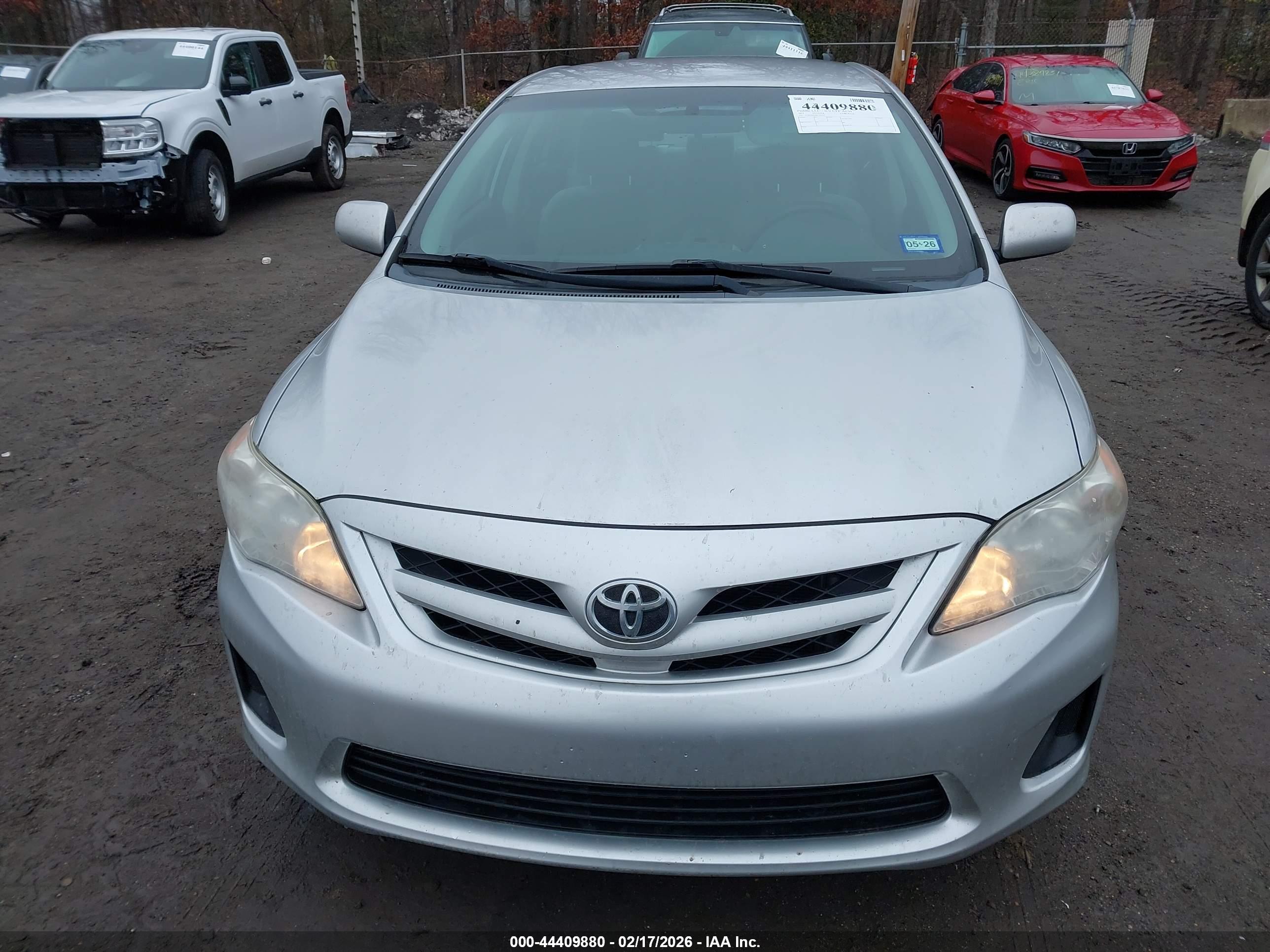 TOYOTA COROLLA image 6