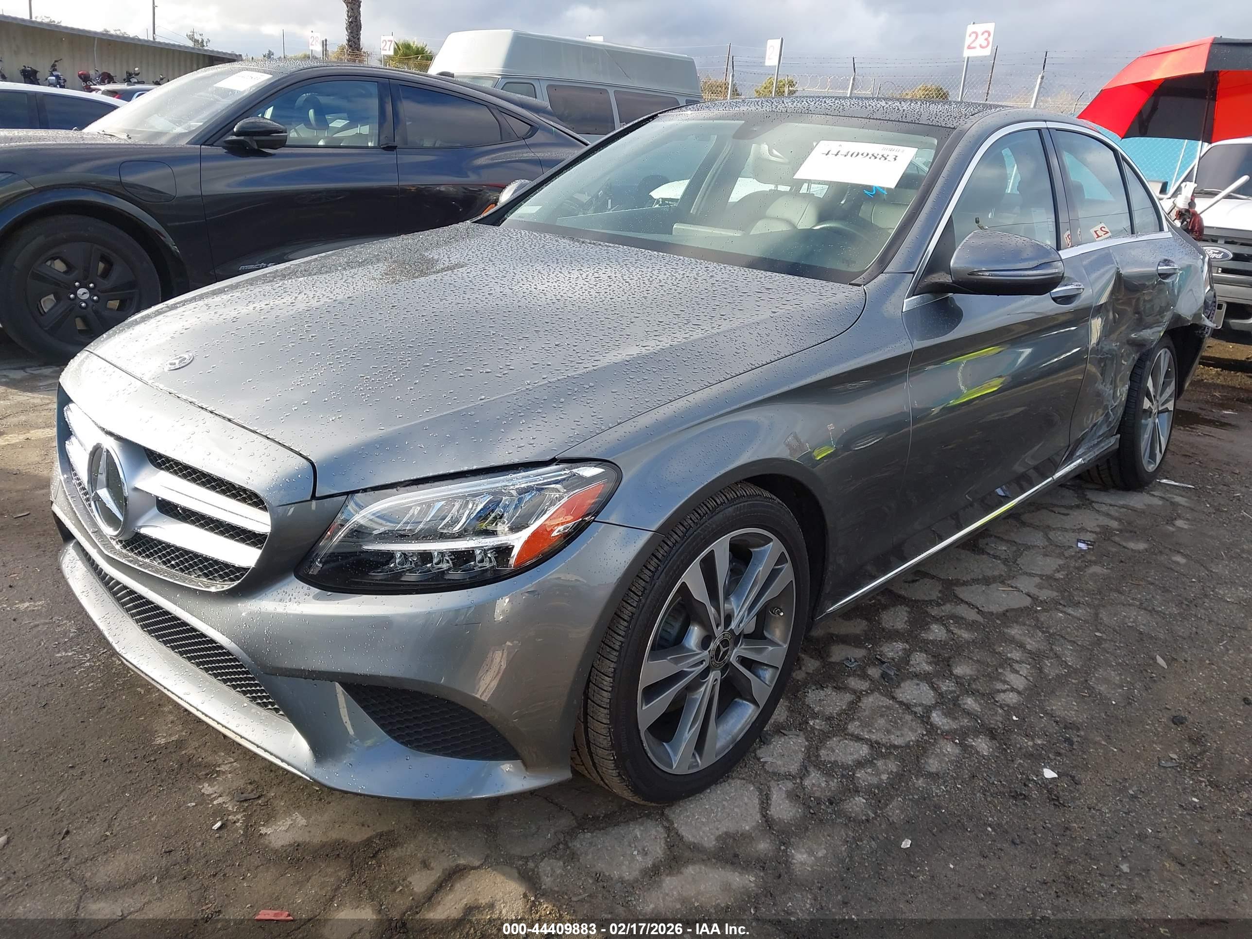 MERCEDES-BENZ C image 2