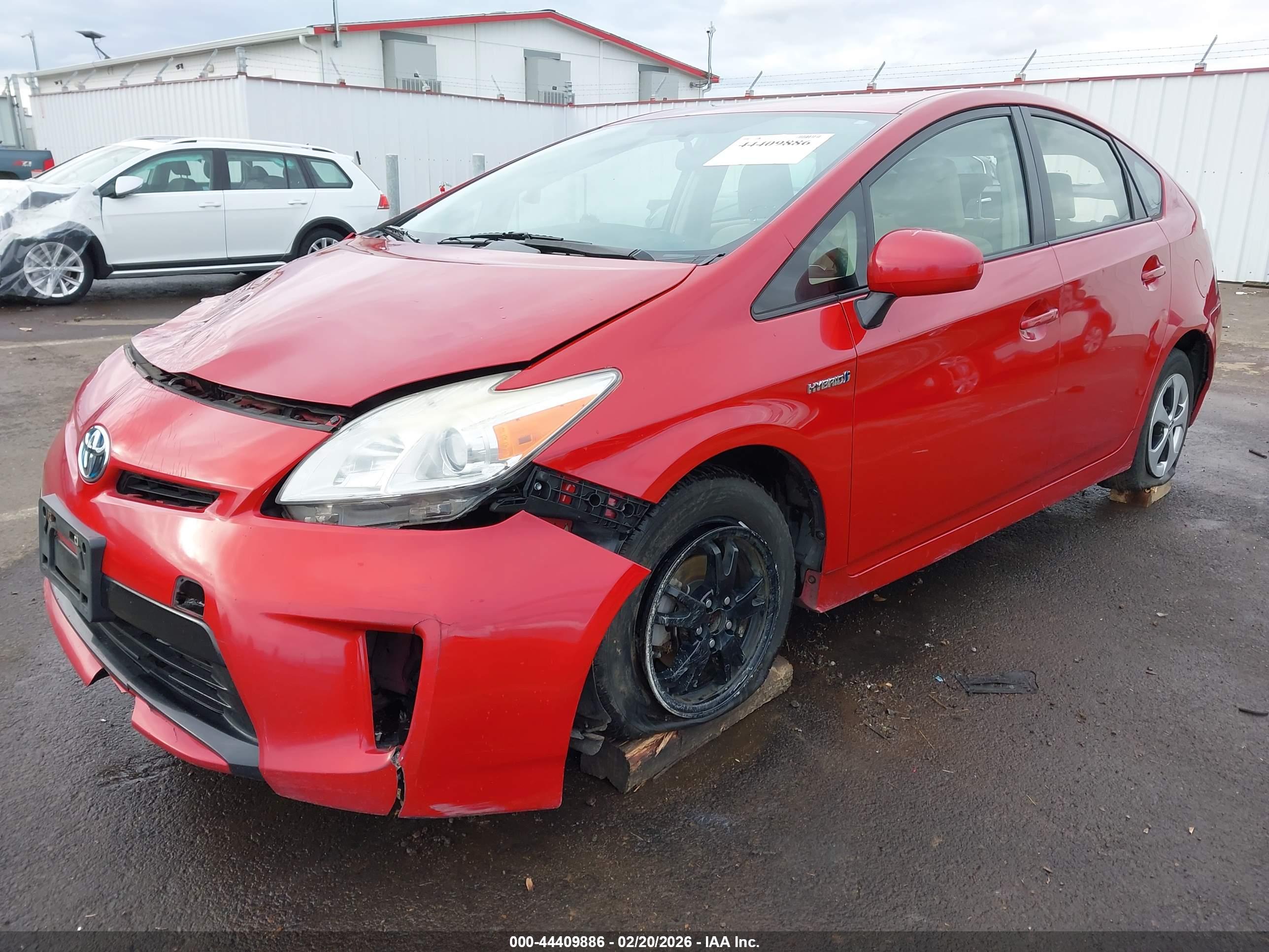 TOYOTA PRIUS image 2