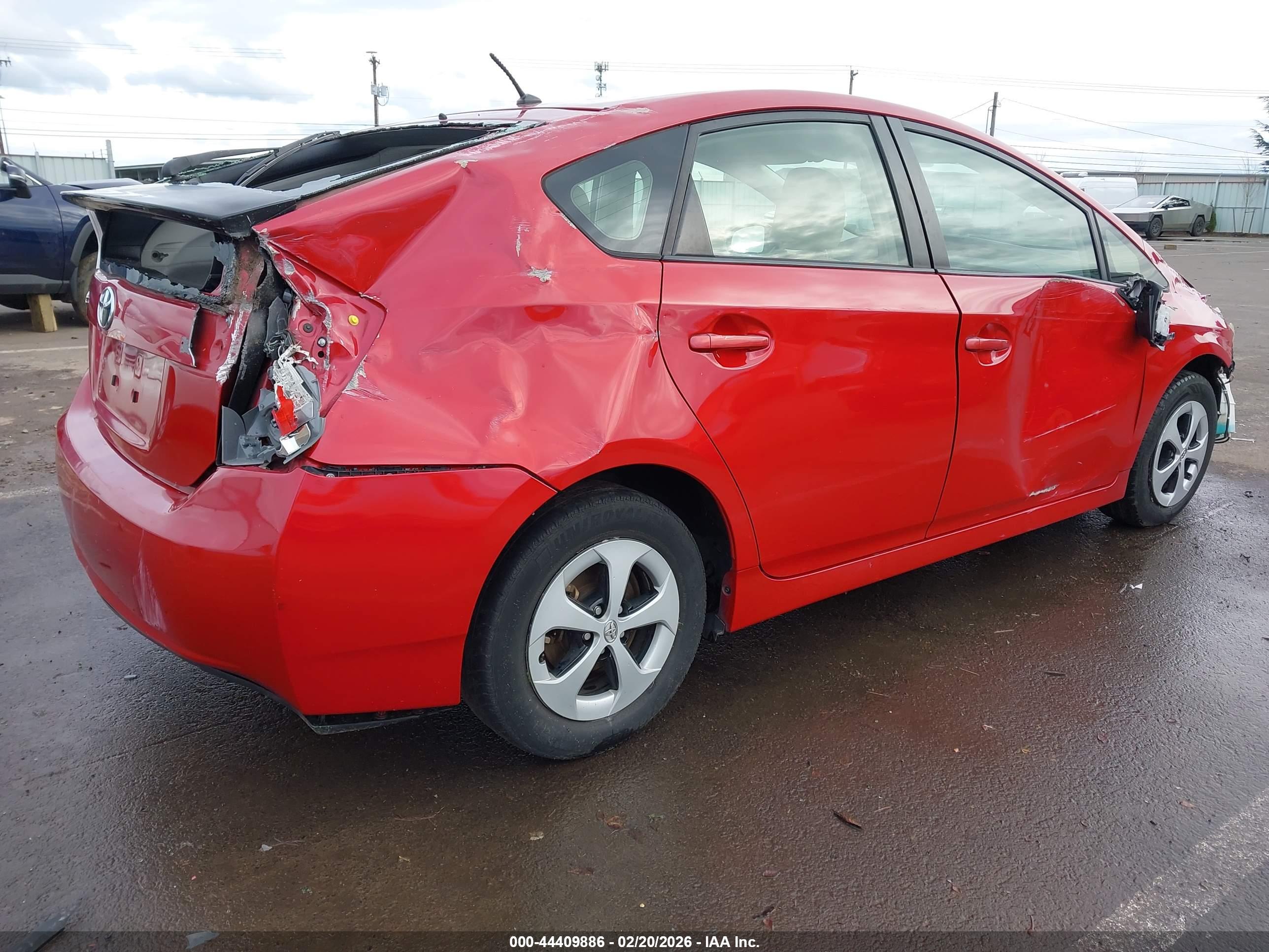 TOYOTA PRIUS image 4