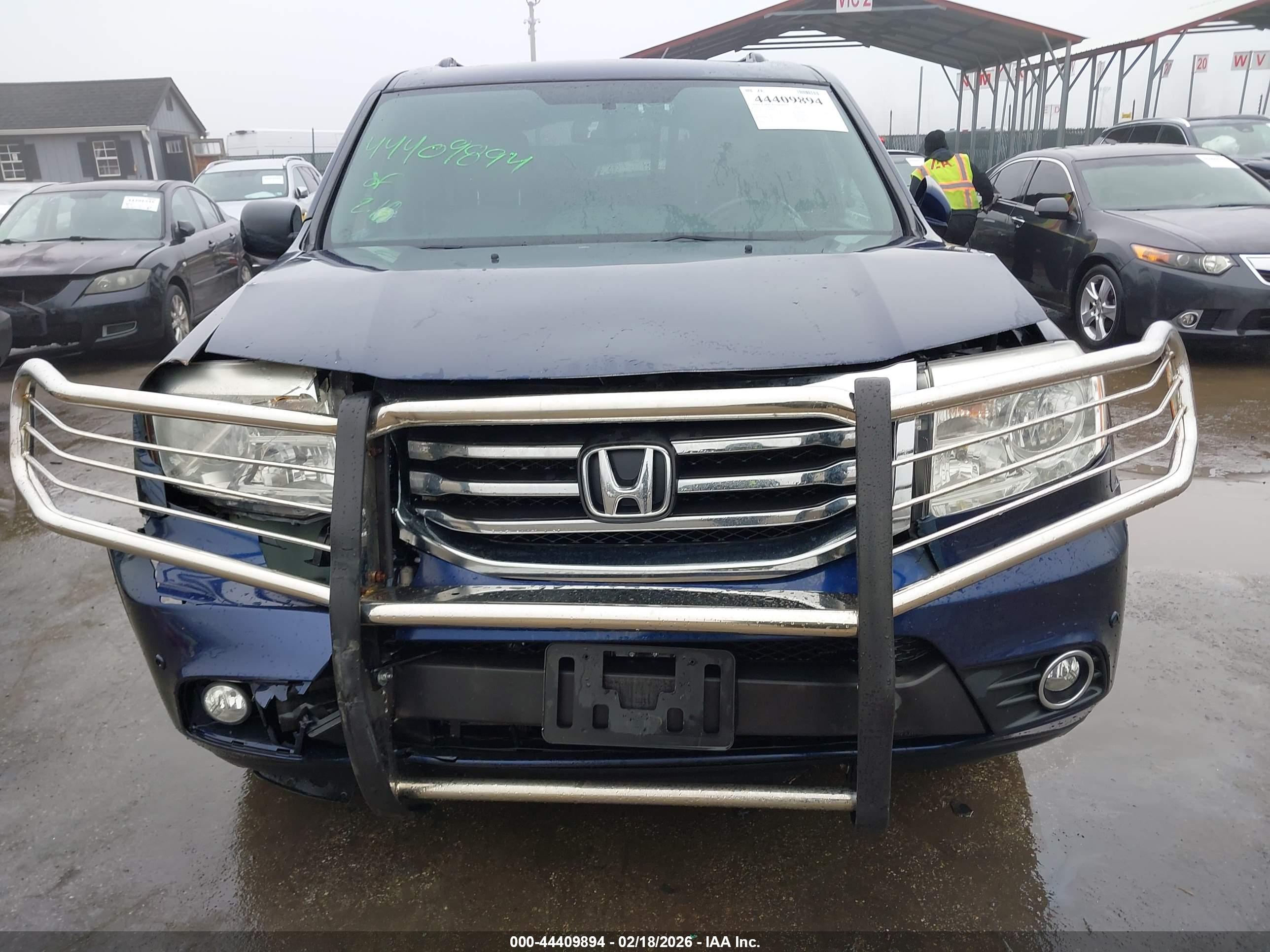 HONDA PILOT image 6