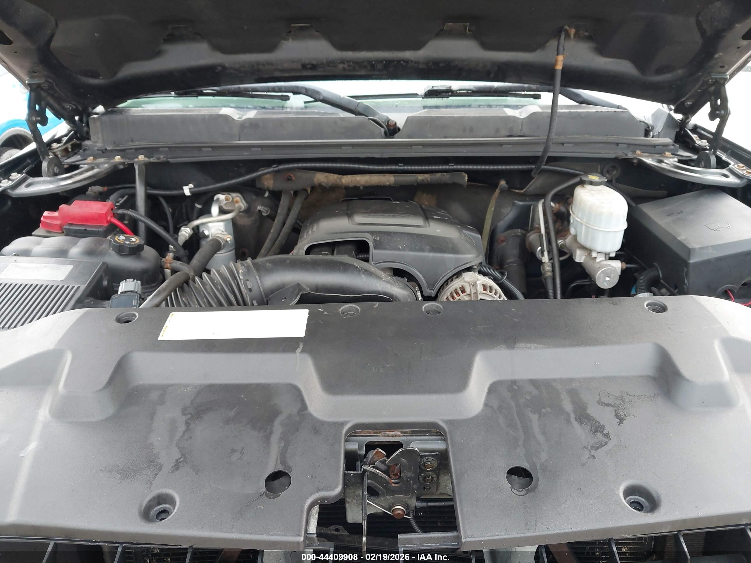 CHEVROLET SILVERADO image 10