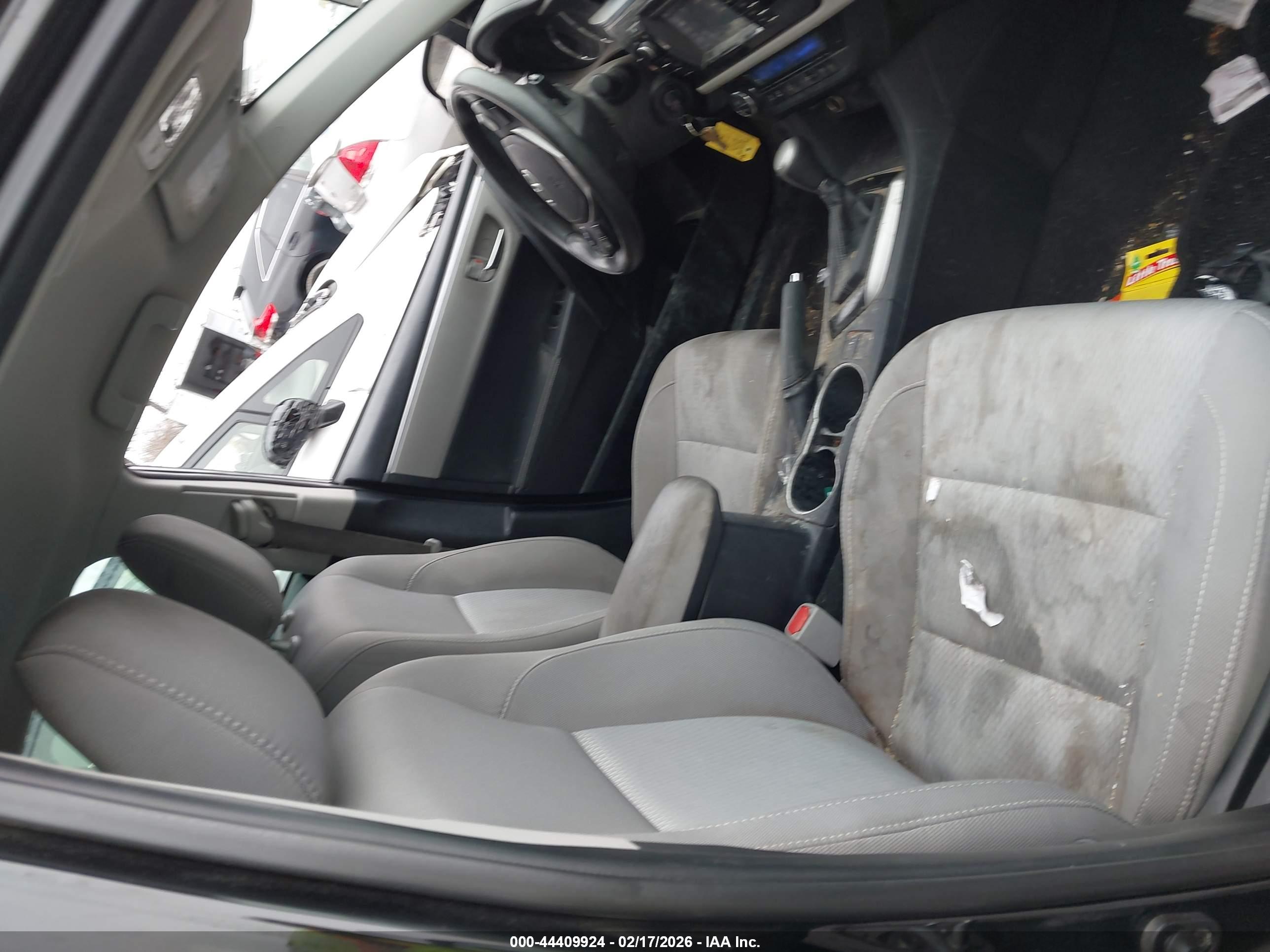 TOYOTA COROLLA image 5