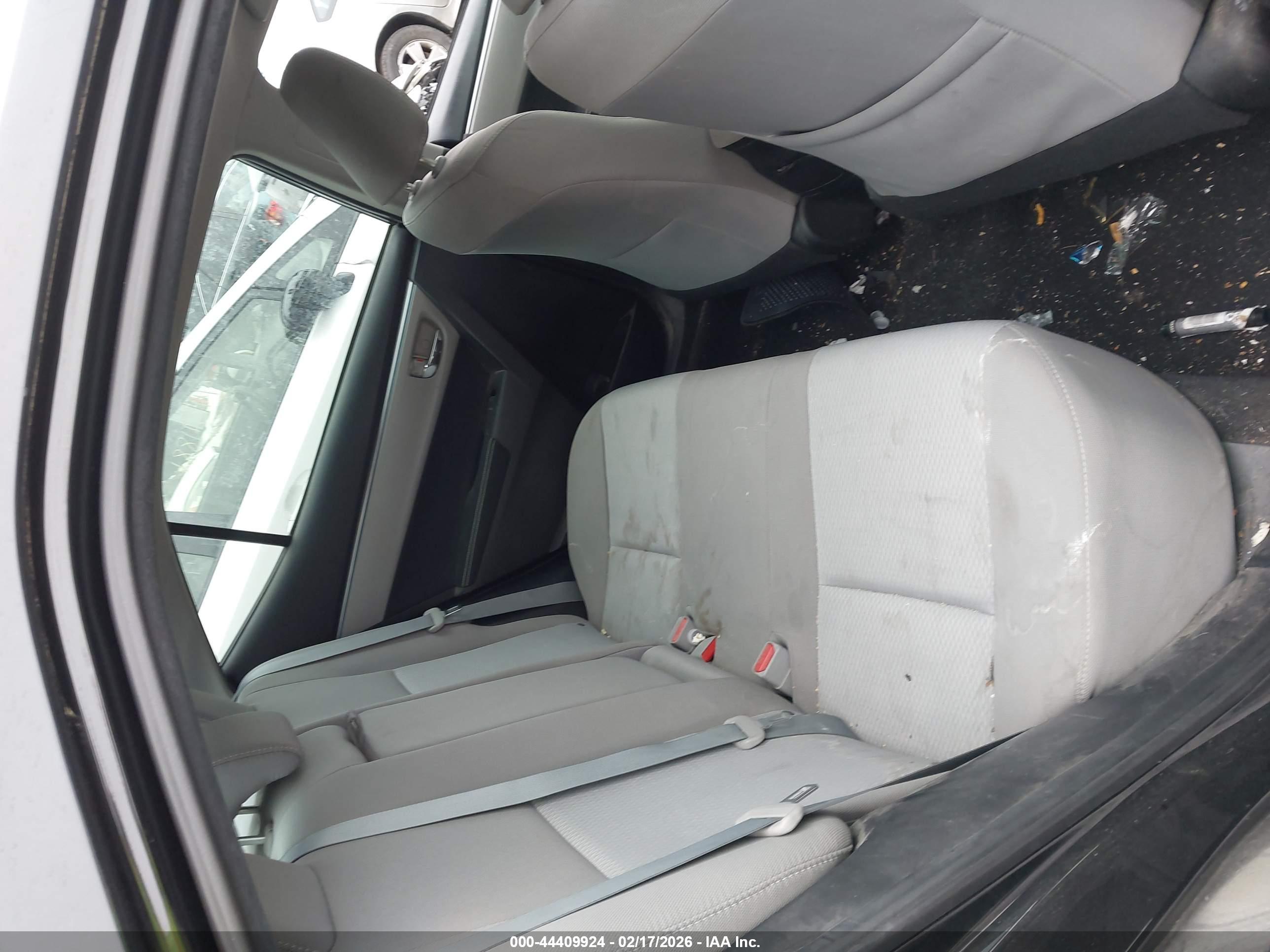 TOYOTA COROLLA image 8