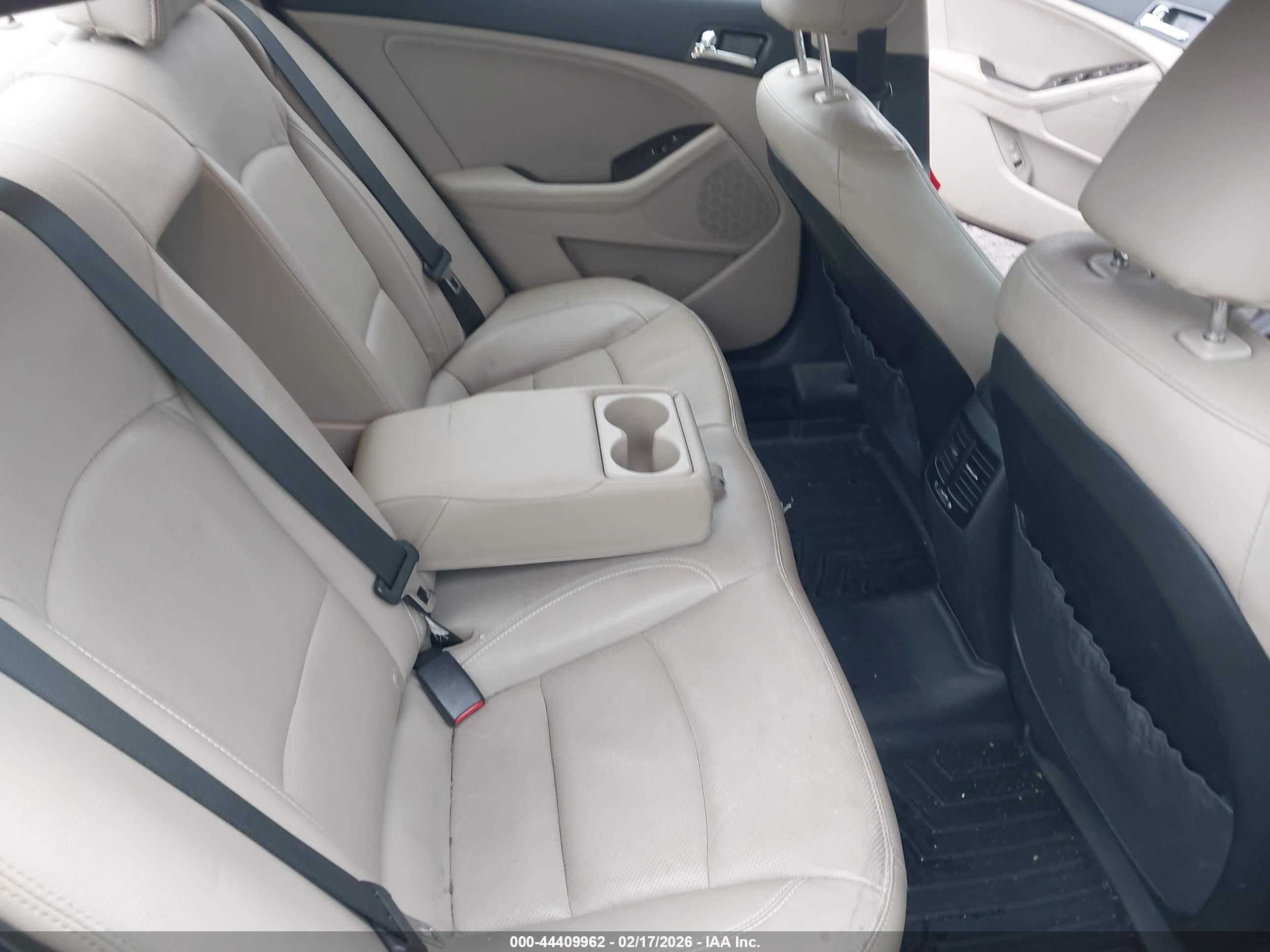 KIA OPTIMA image 8