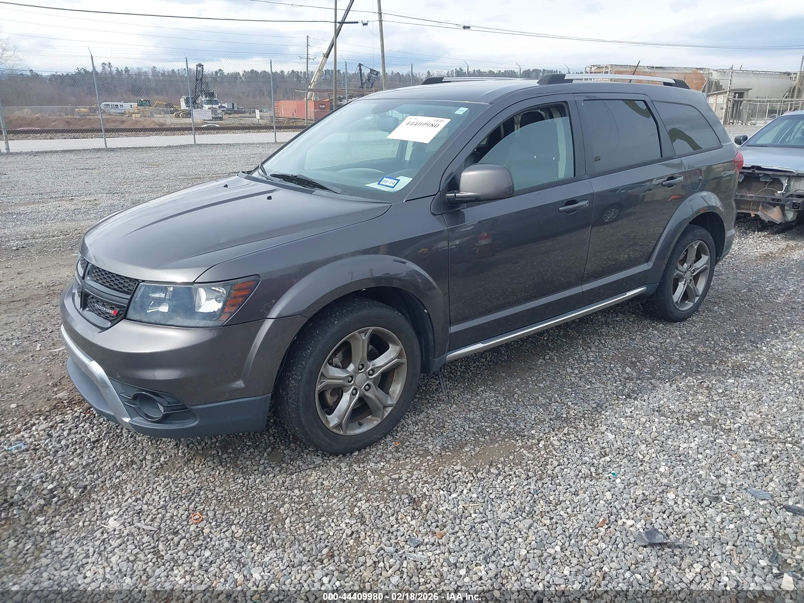 DODGE JOURNEY image 2